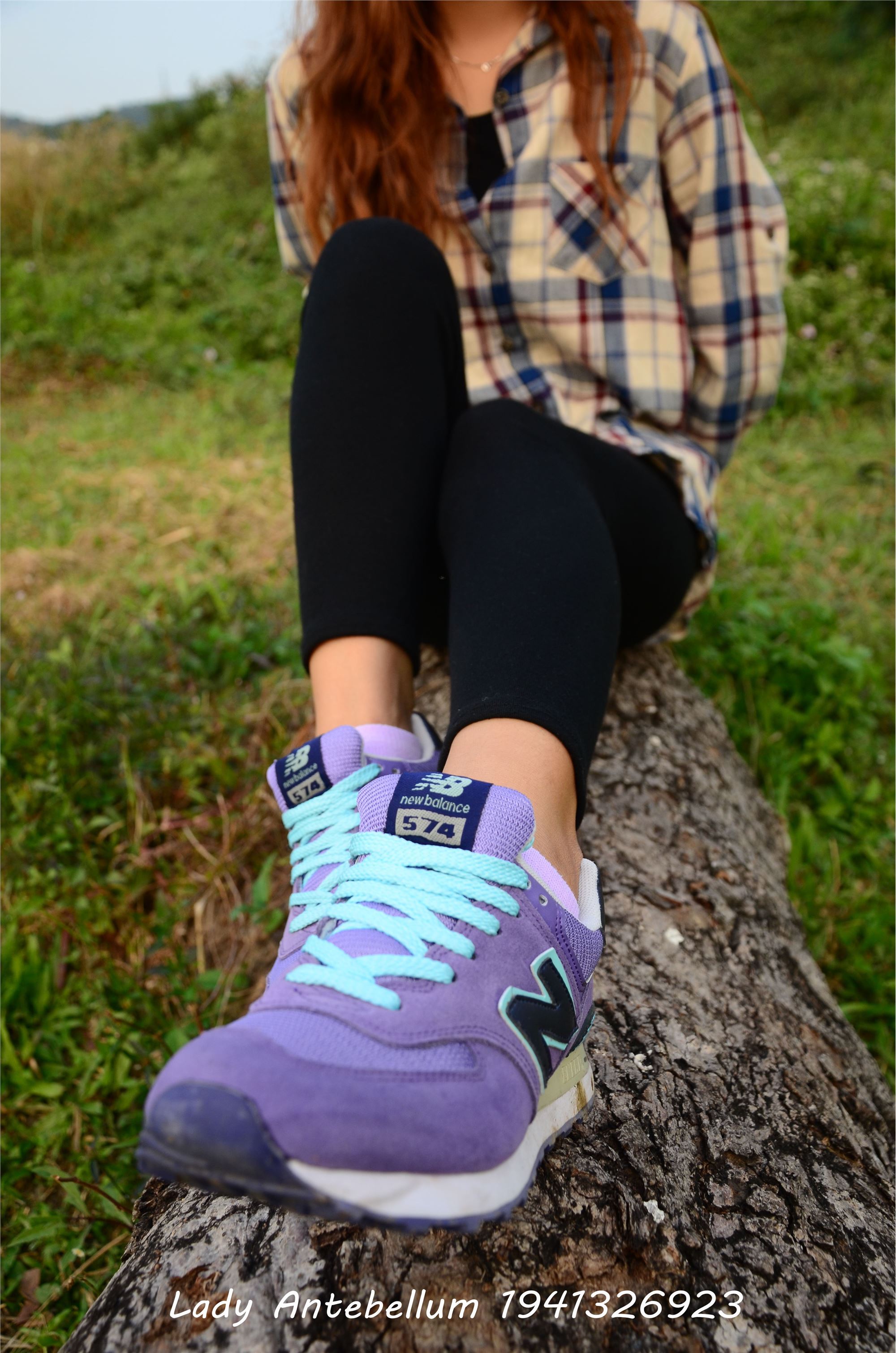 [战前女神] 恋足美腿棉袜女神级摄影套图 021