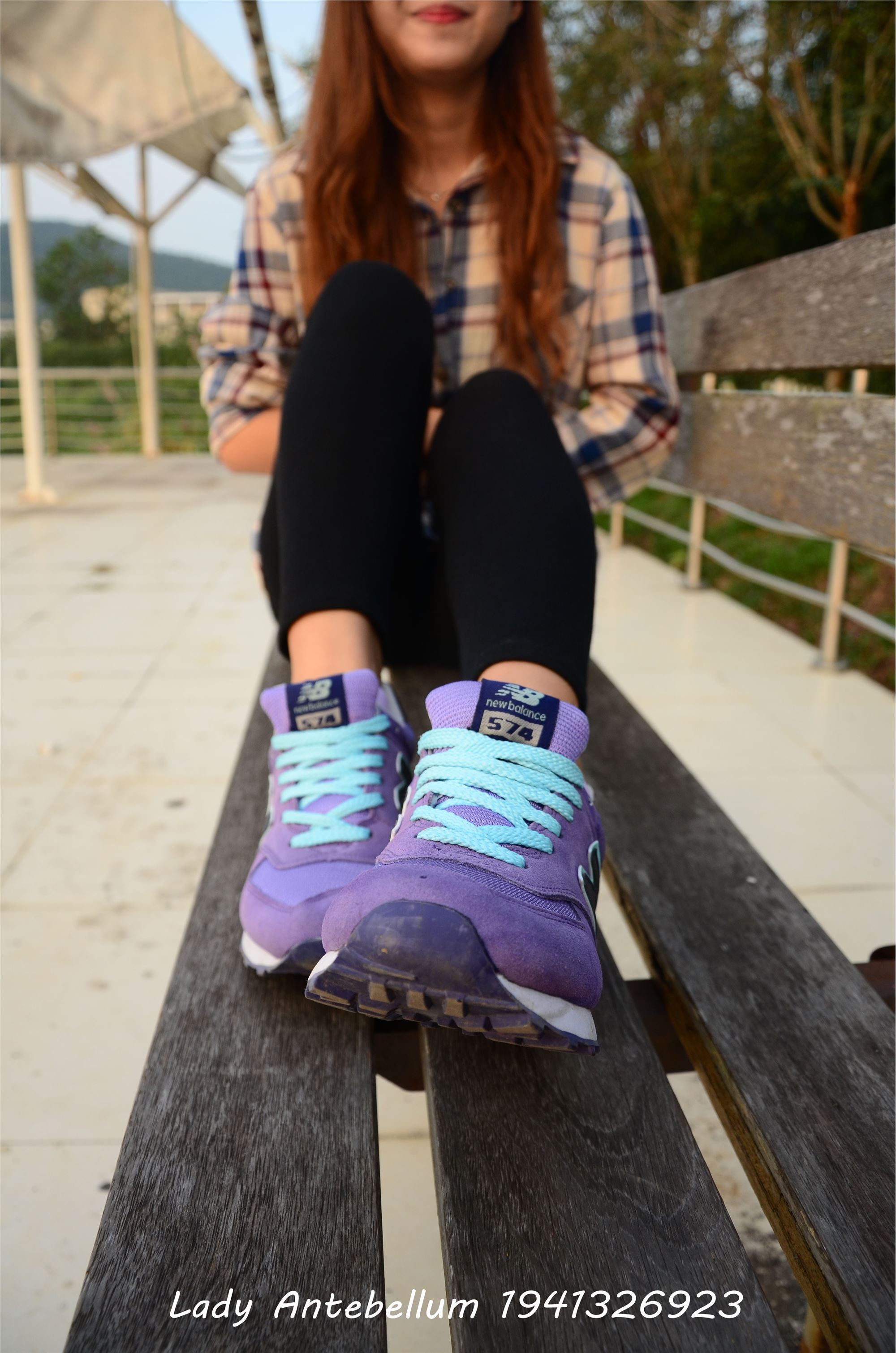 [战前女神] 恋足美腿棉袜女神级摄影套图 021