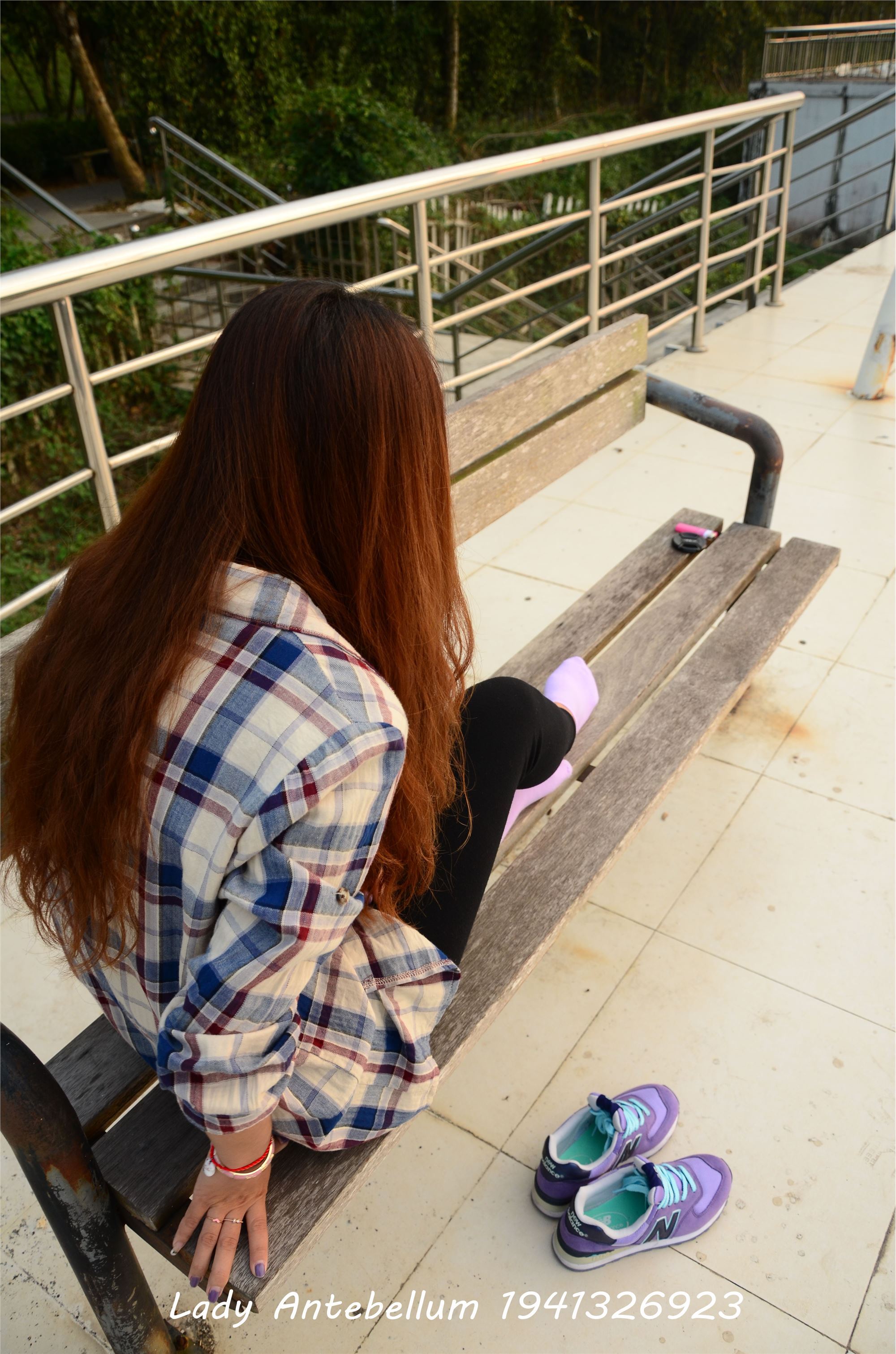 [战前女神] 恋足美腿棉袜女神级摄影套图 021