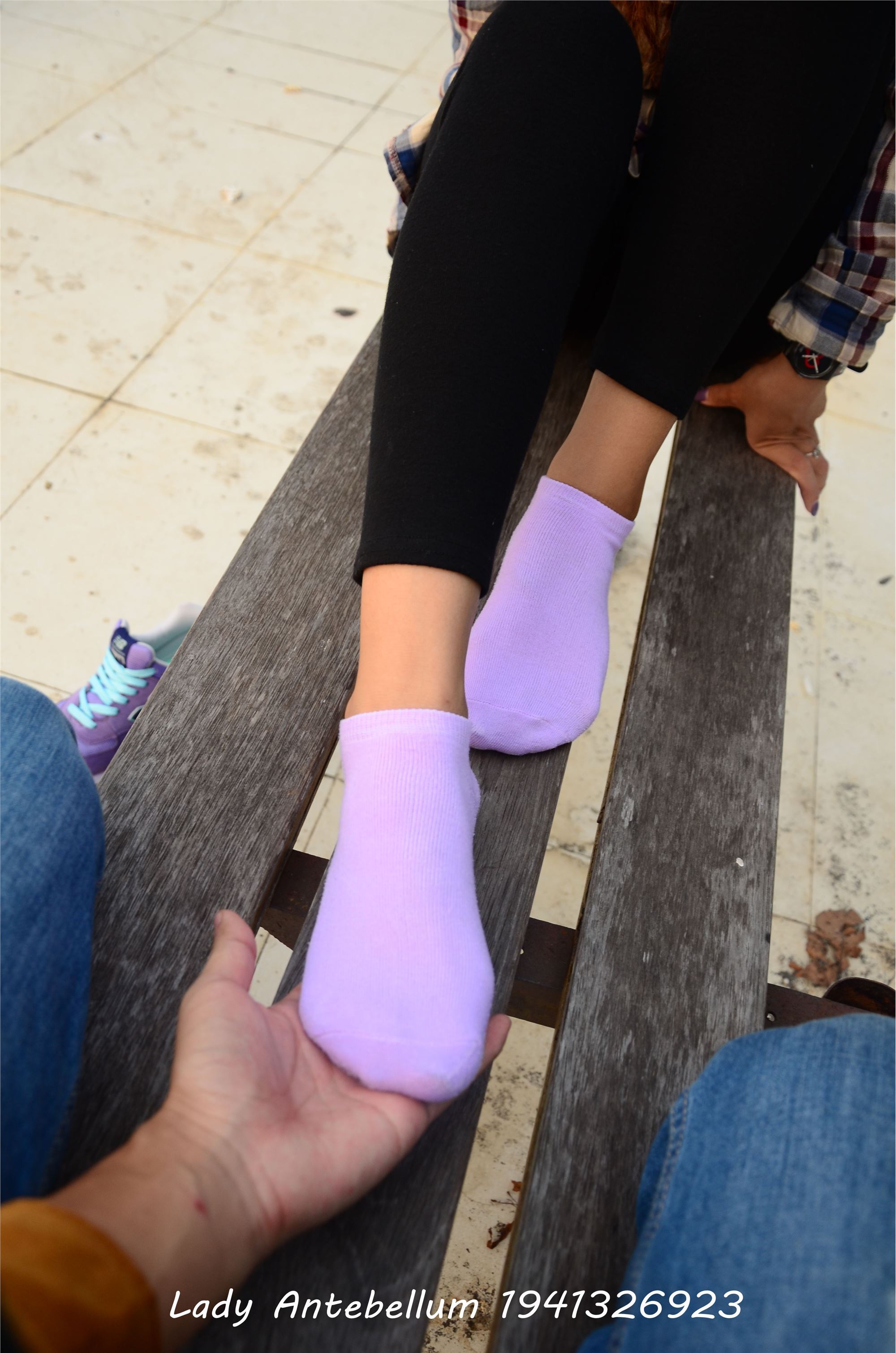 [战前女神] 恋足美腿棉袜女神级摄影套图 021