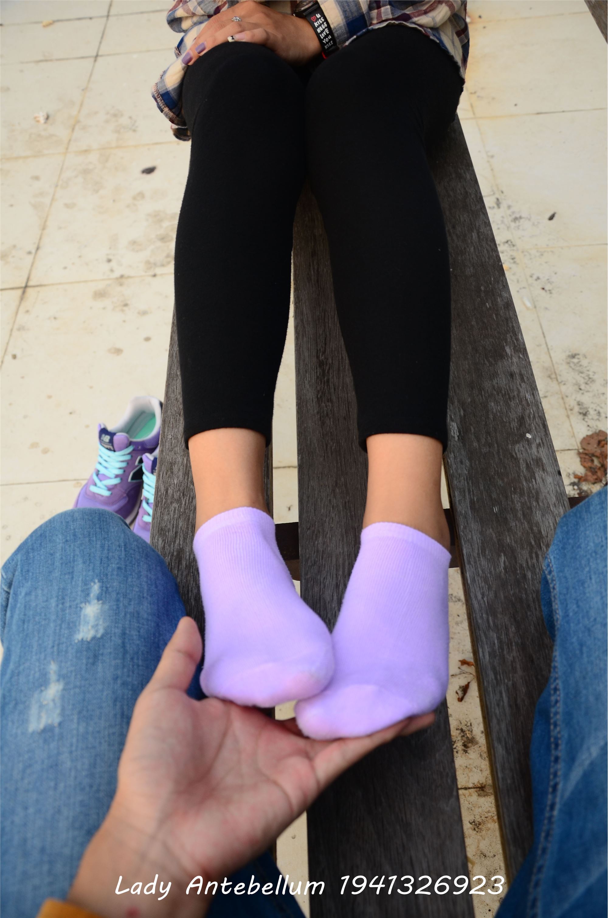 [战前女神] 恋足美腿棉袜女神级摄影套图 021