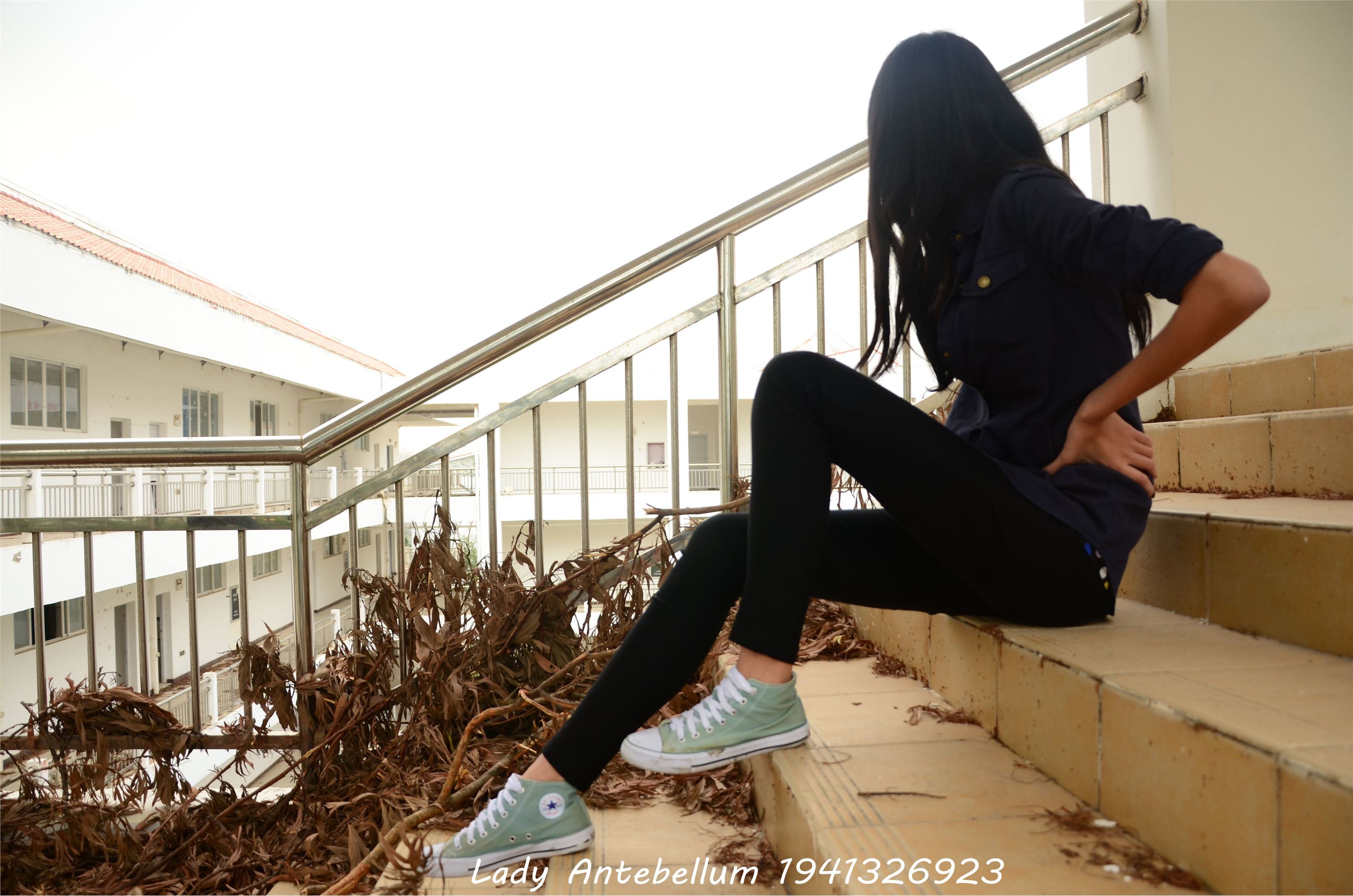 [战前女神] 恋足美腿棉袜女神级摄影套图 022