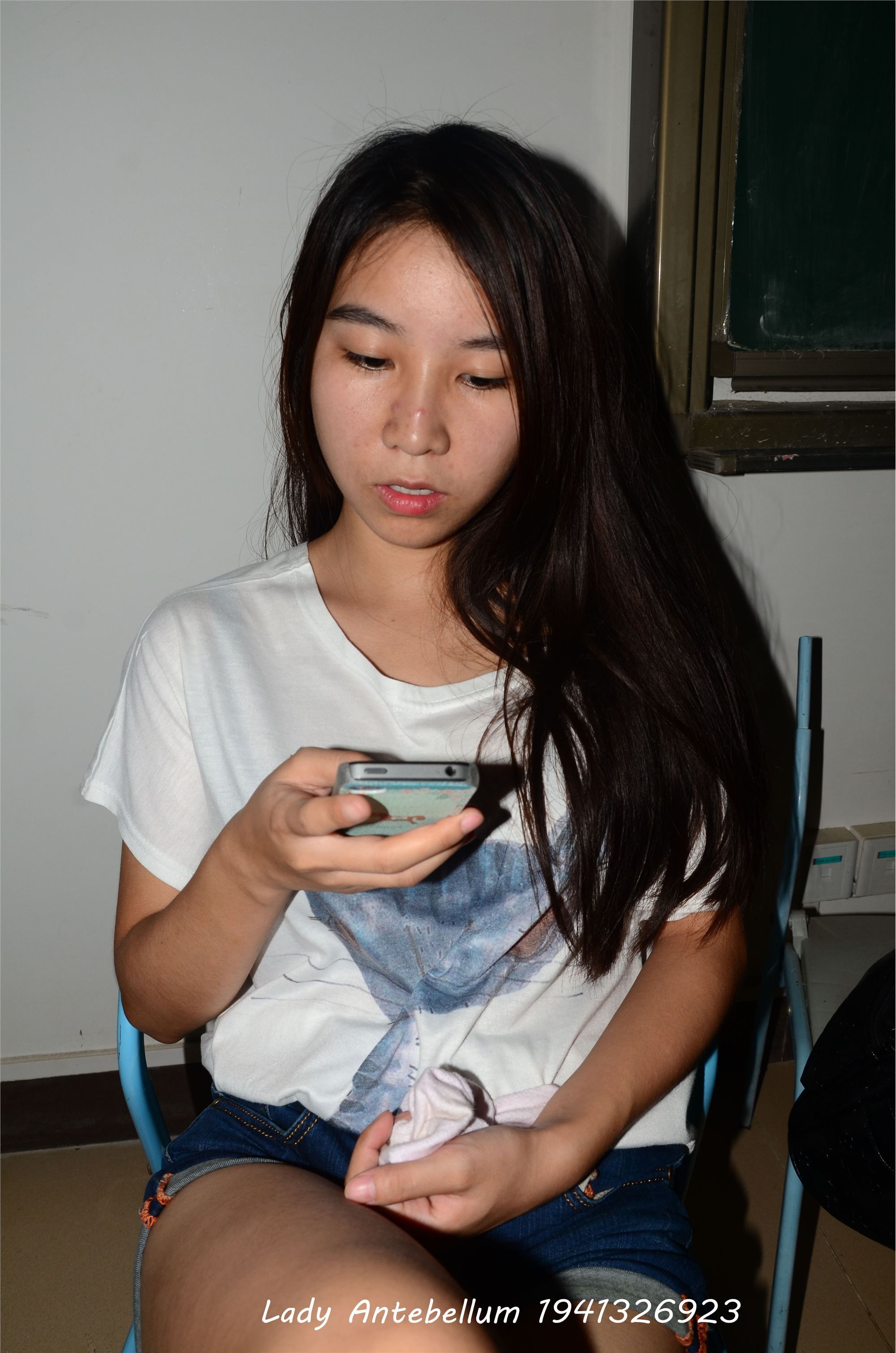 [战前女神] 恋足美腿棉袜女神级摄影套图 025