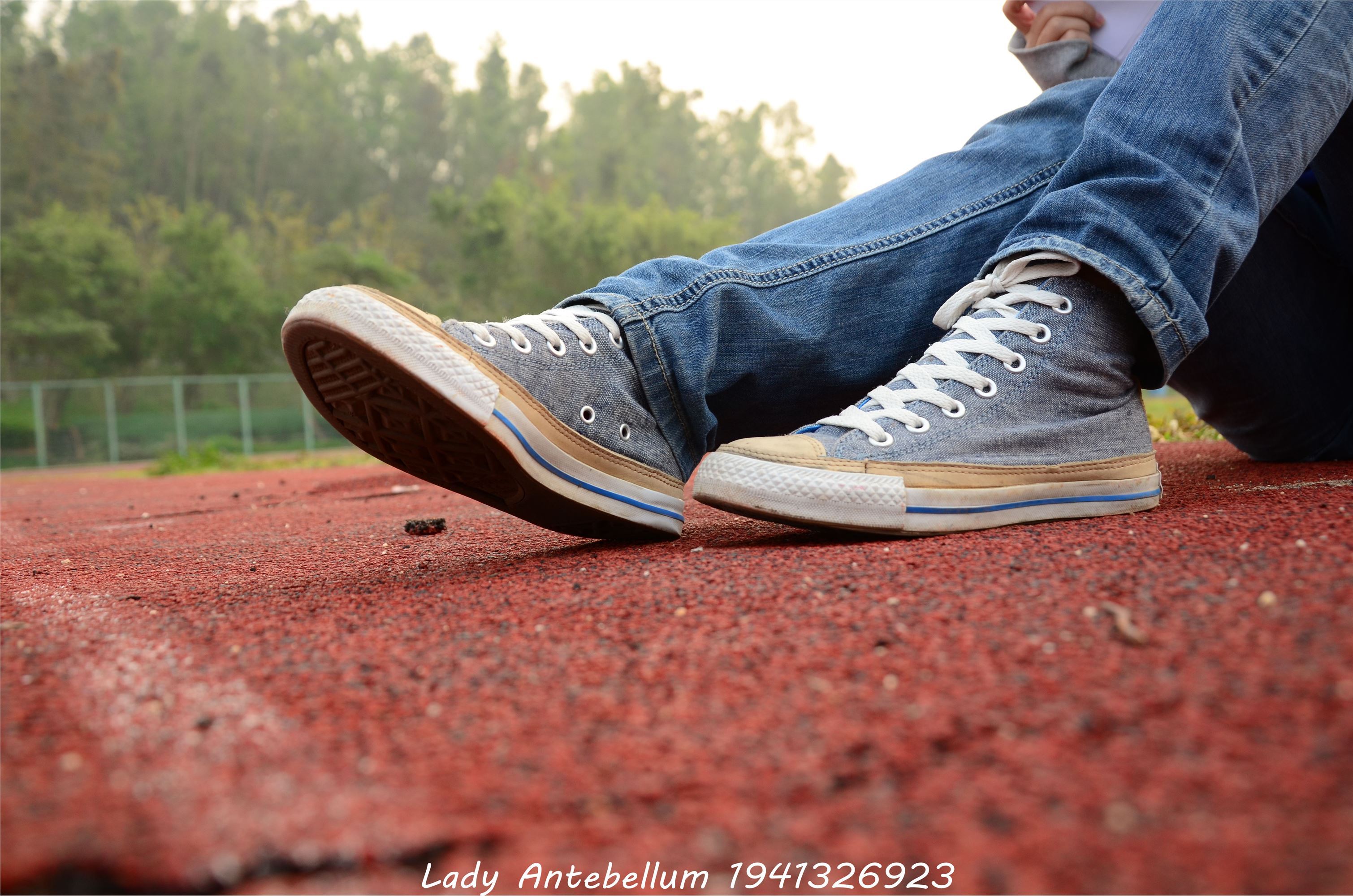 [战前女神] 恋足美腿棉袜女神级摄影套图 030