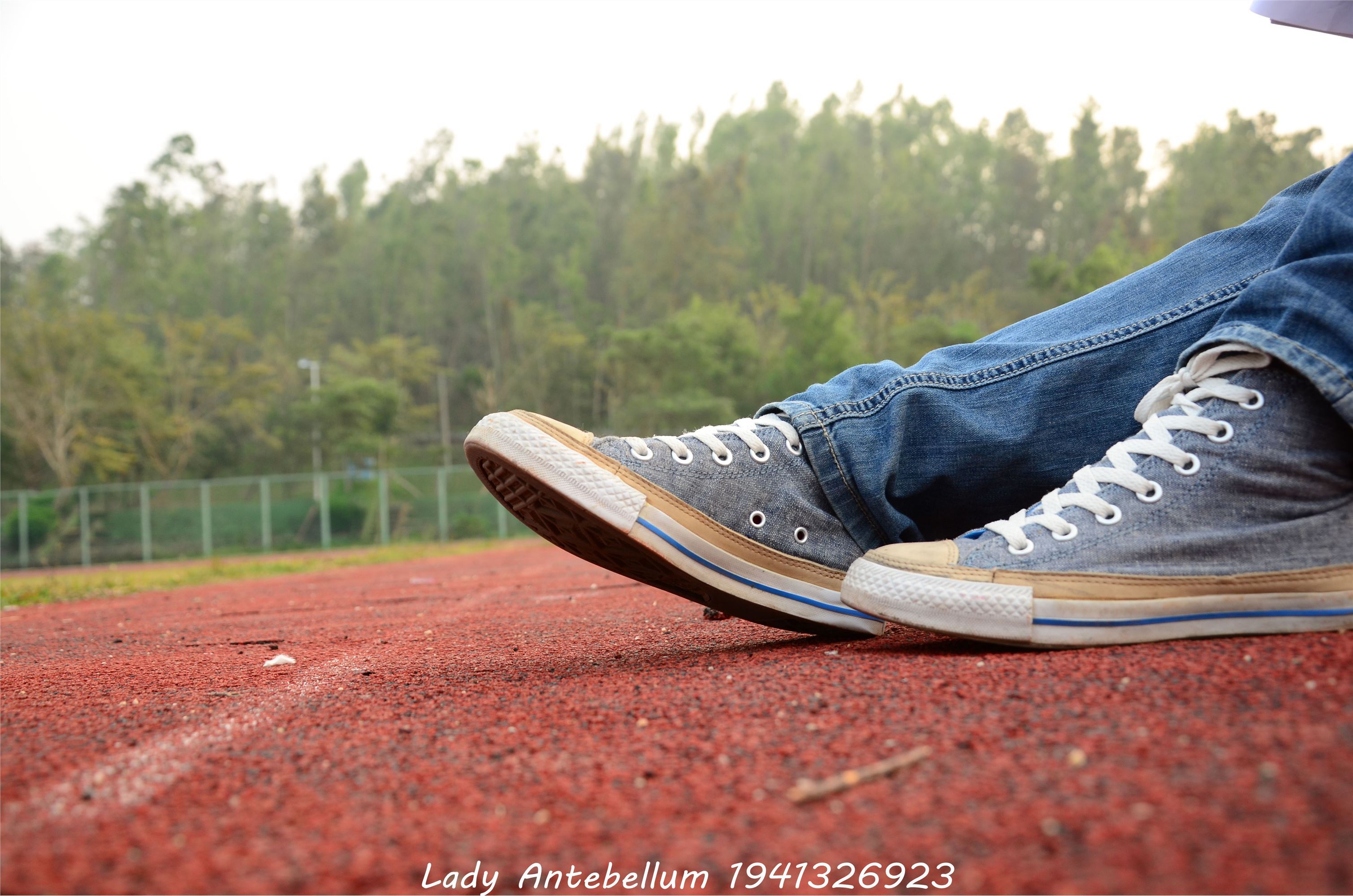 [战前女神] 恋足美腿棉袜女神级摄影套图 030