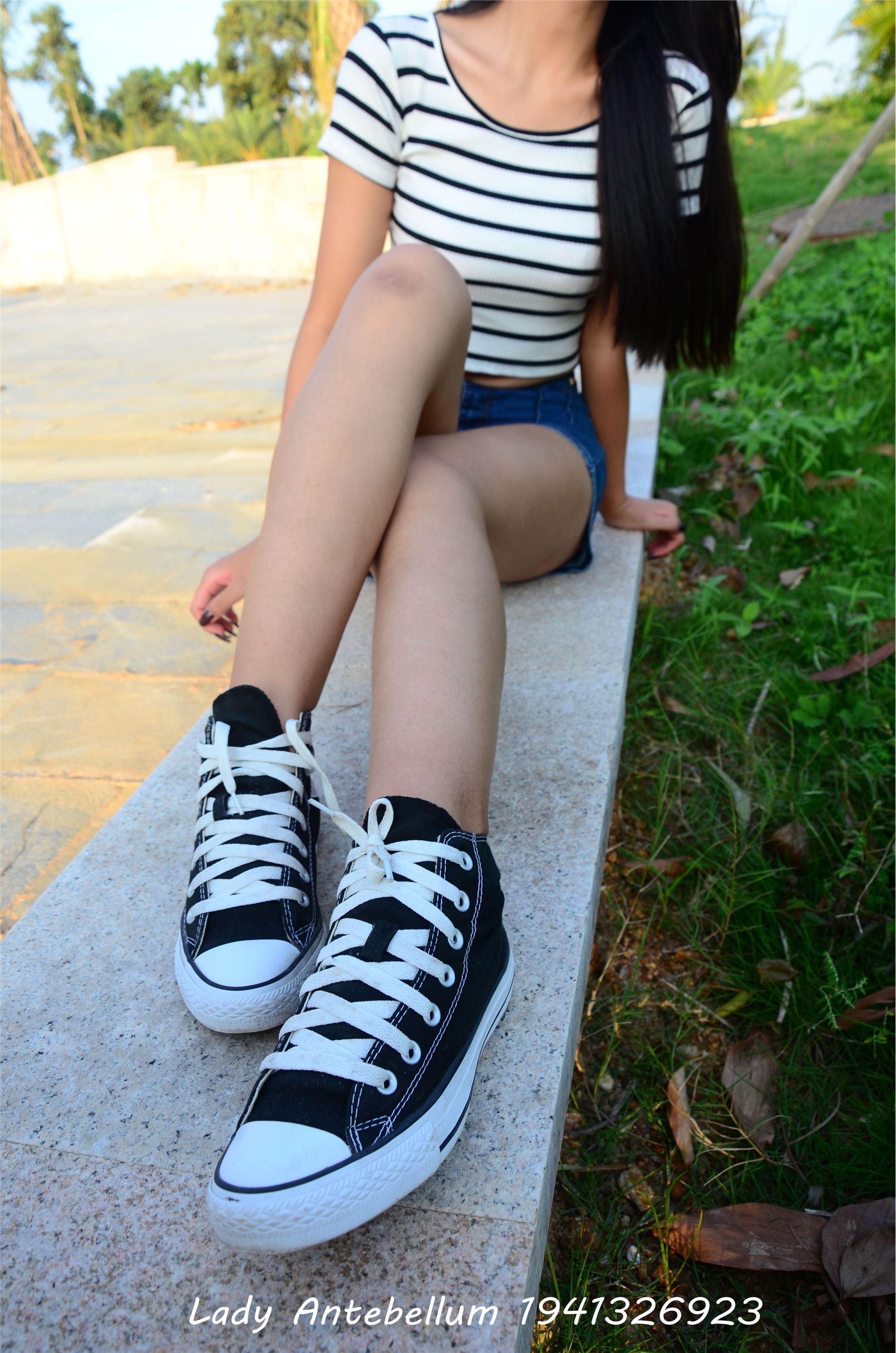 [战前女神] 恋足美腿棉袜女神级摄影套图 032