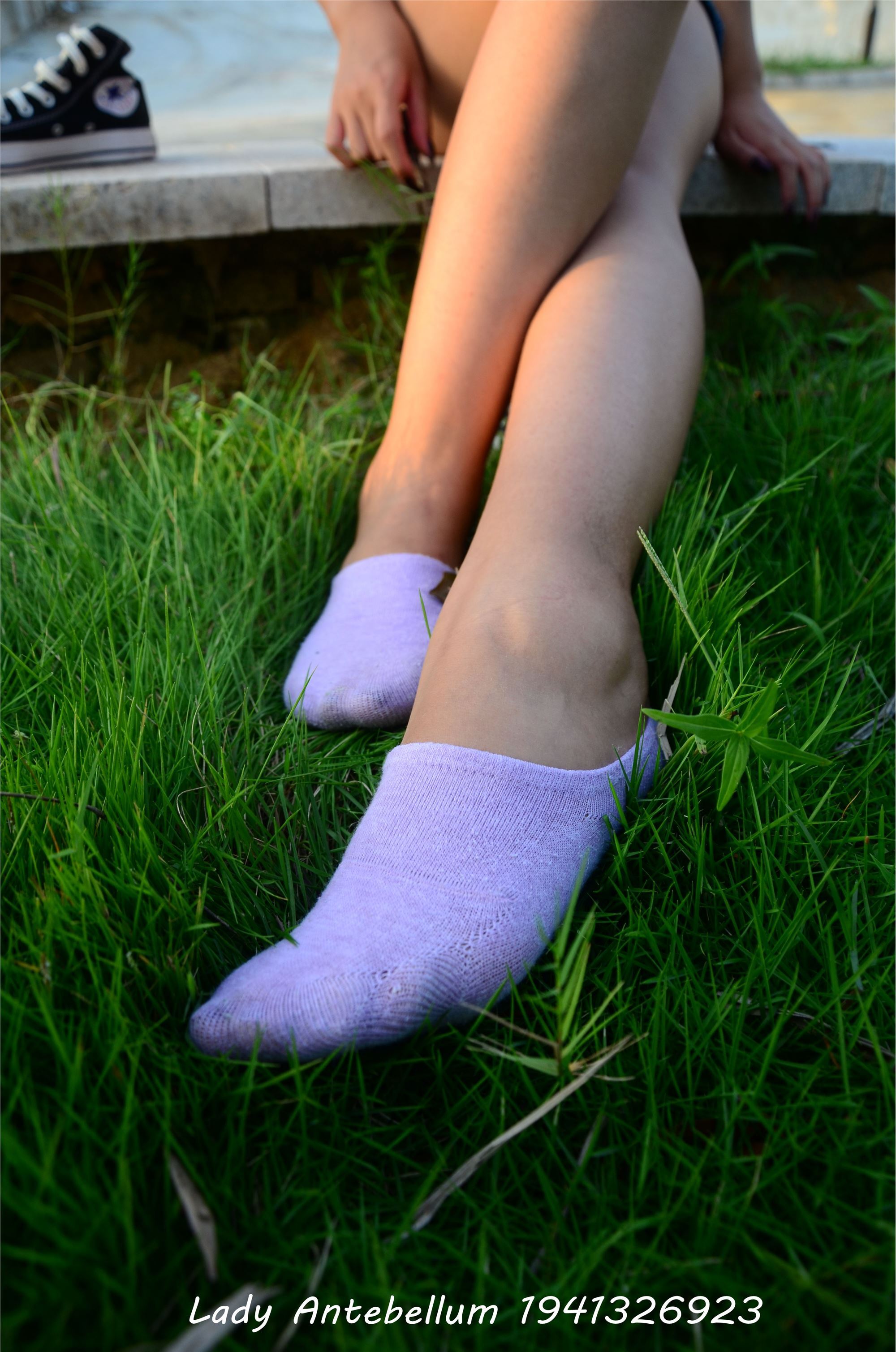 [战前女神] 恋足美腿棉袜女神级摄影套图 032