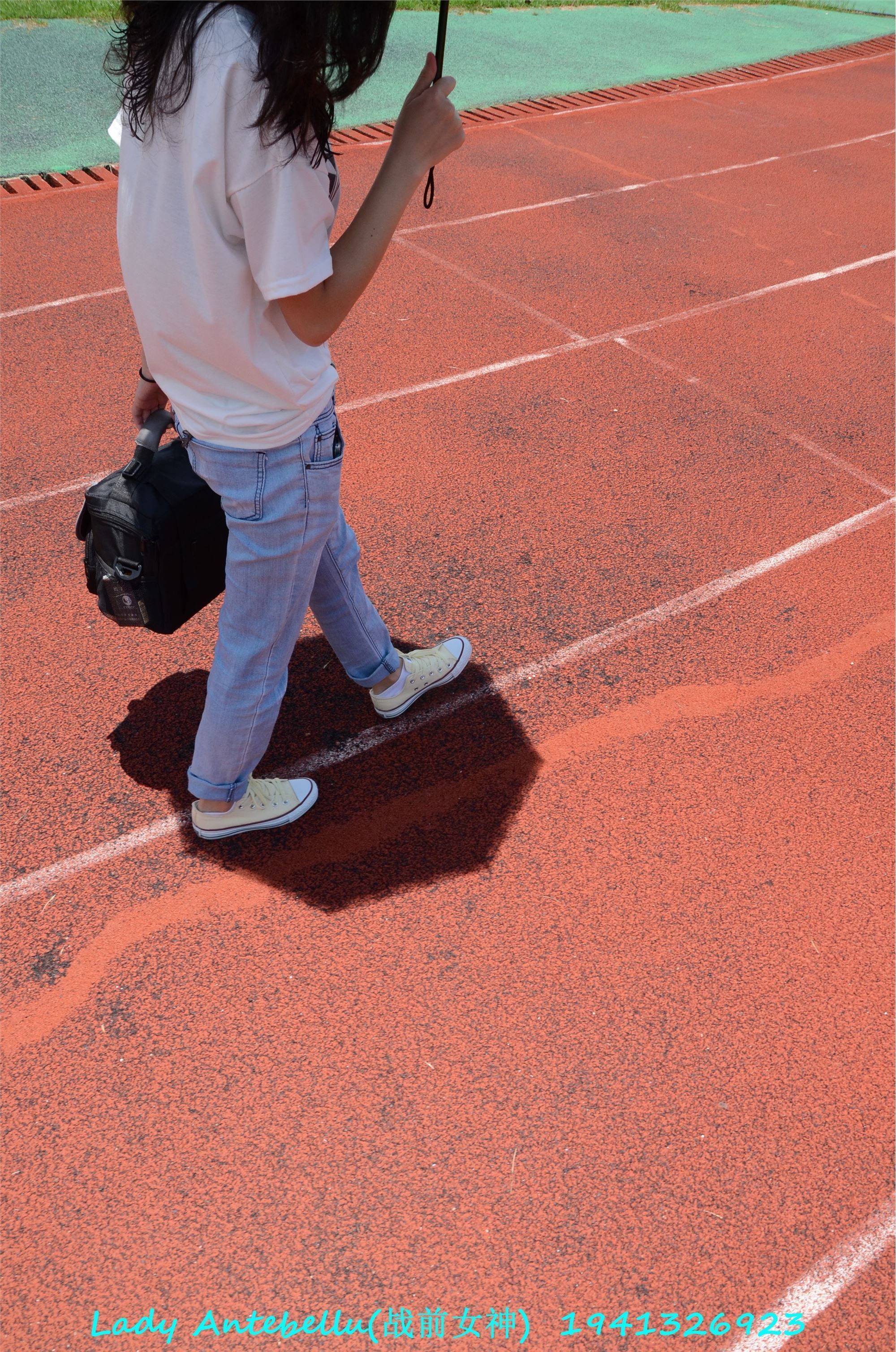 [战前女神] 恋足美腿棉袜女神级摄影套图 038