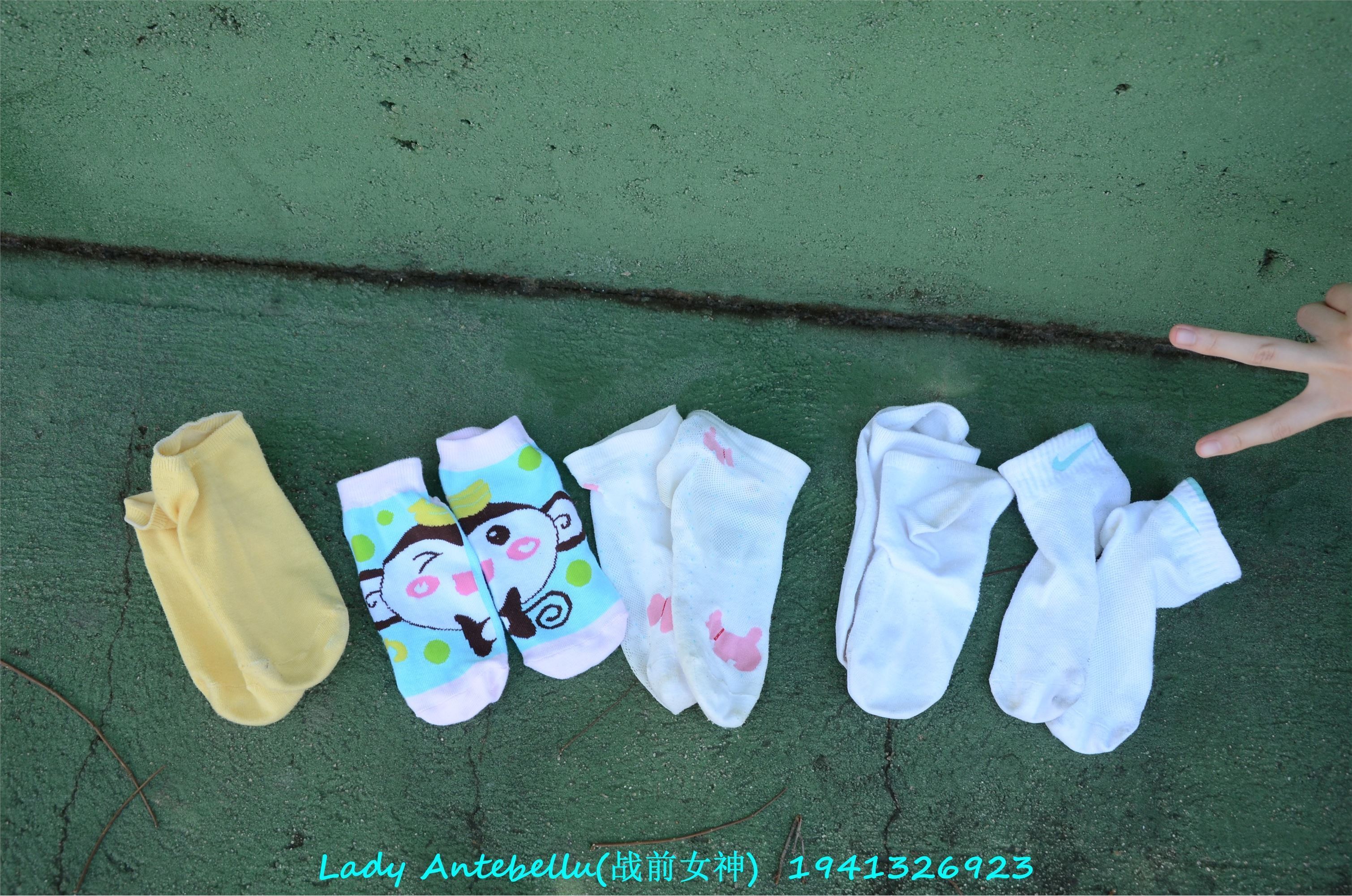 [战前女神] 恋足美腿棉袜女神级摄影套图 038