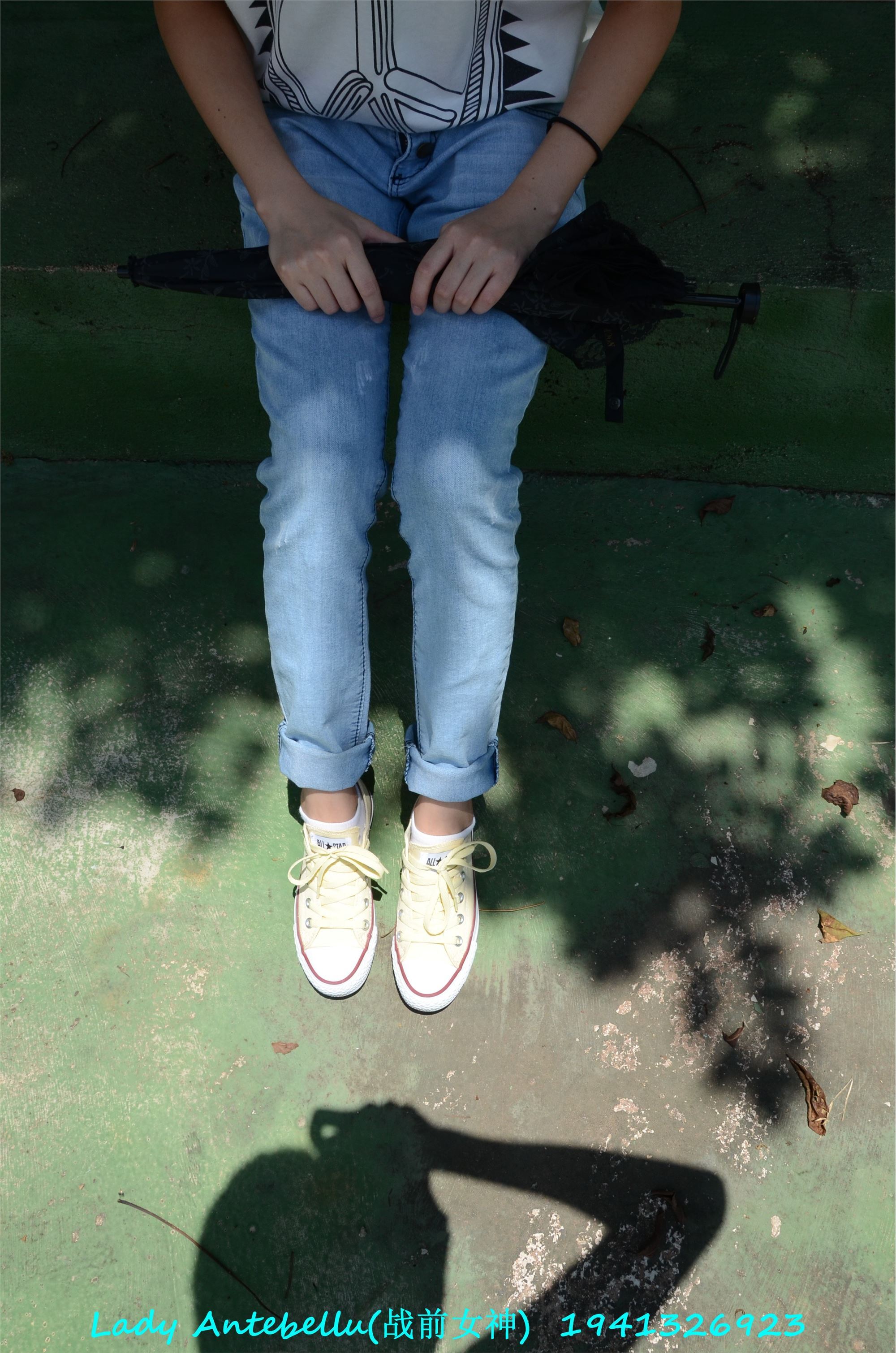 [战前女神] 恋足美腿棉袜女神级摄影套图 038