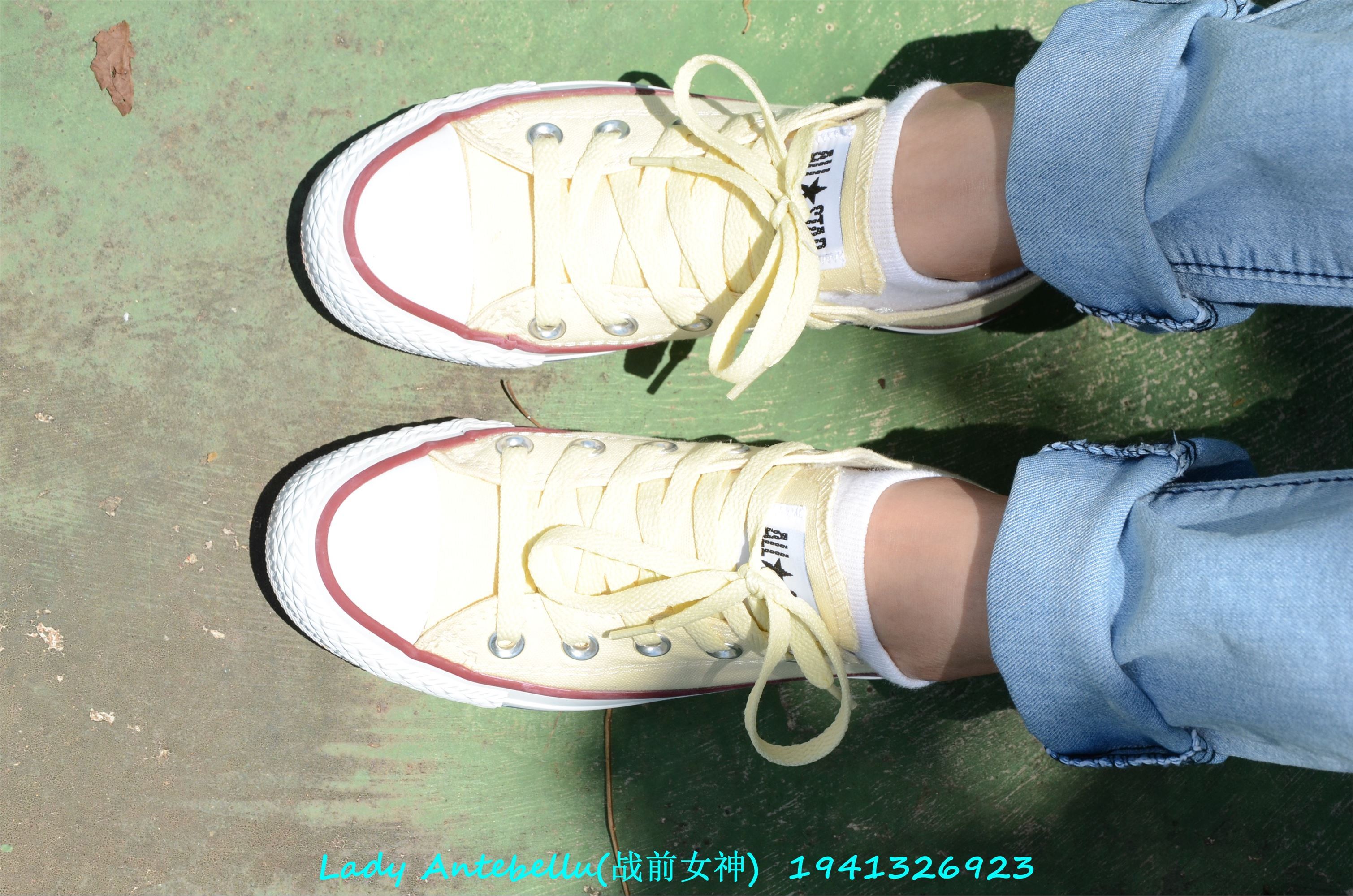 [战前女神] 恋足美腿棉袜女神级摄影套图 038