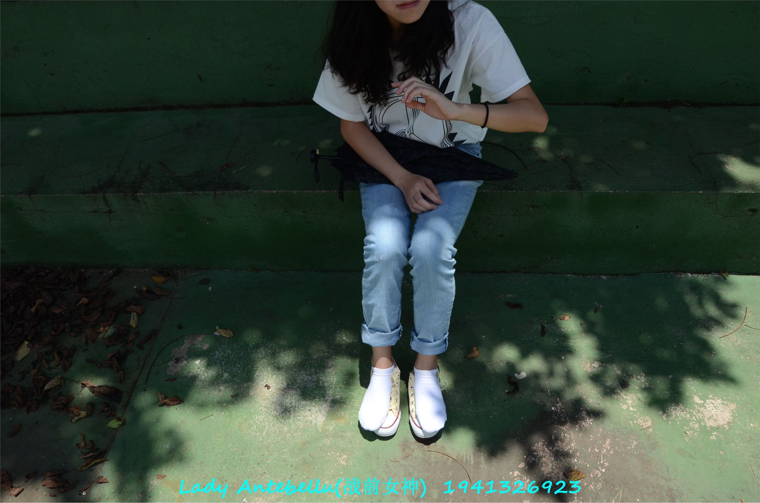 [战前女神] 恋足美腿棉袜女神级摄影套图 038