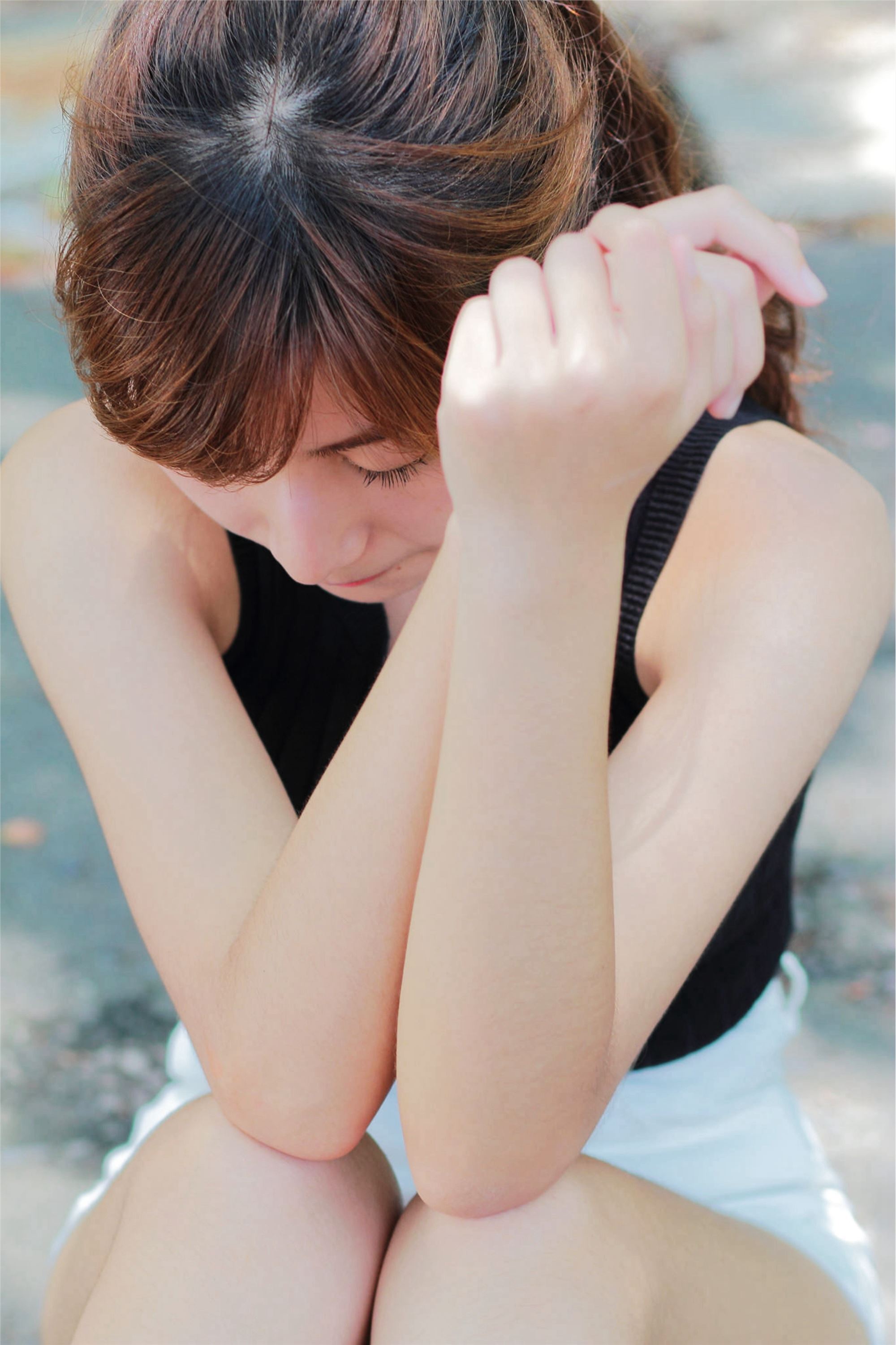 制服の女生 No.001 林温蒂