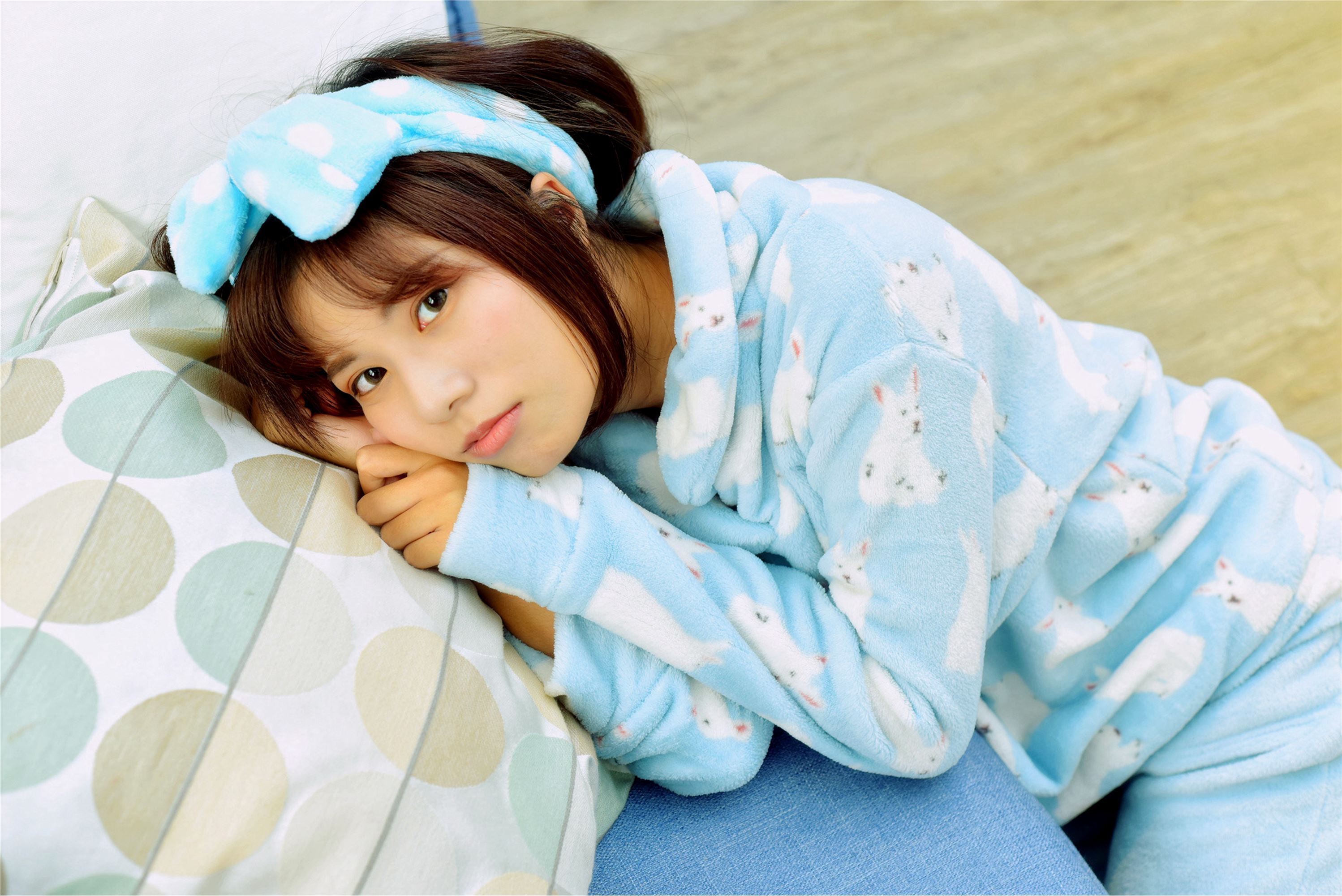 制服女生 No.005 方唯真 OL黑丝