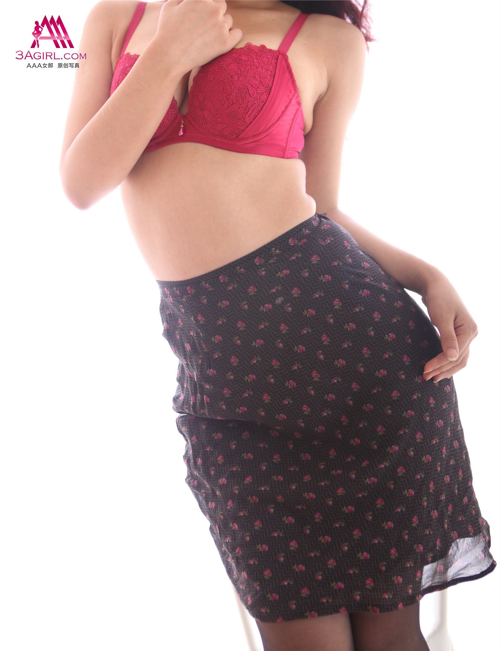 [3Agirl] 20131130 AAA女郎 NO.124 OL黑絲