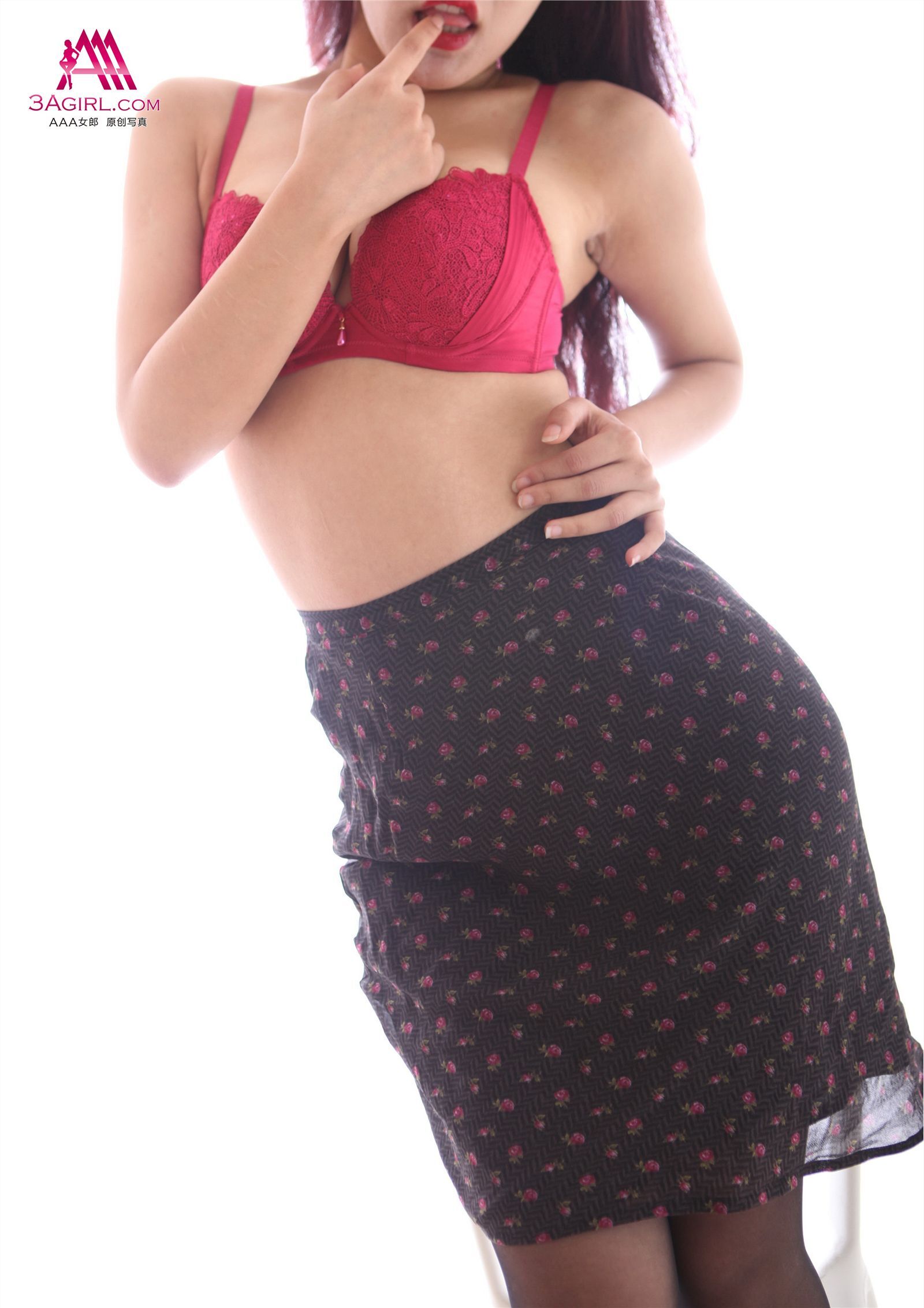 [3Agirl] 20131130 AAA女郎 NO.124 OL黑絲