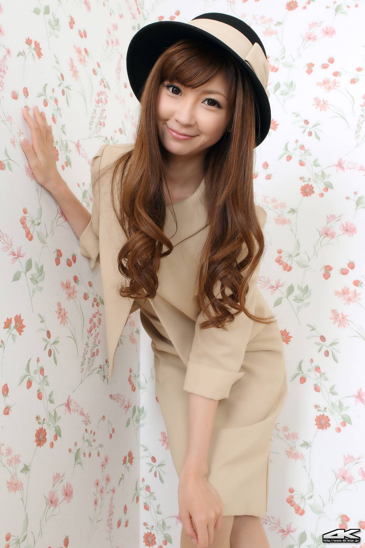 4k-star套图 NO.00020 佐崎愛里「エレベーターガール 日本美女图片