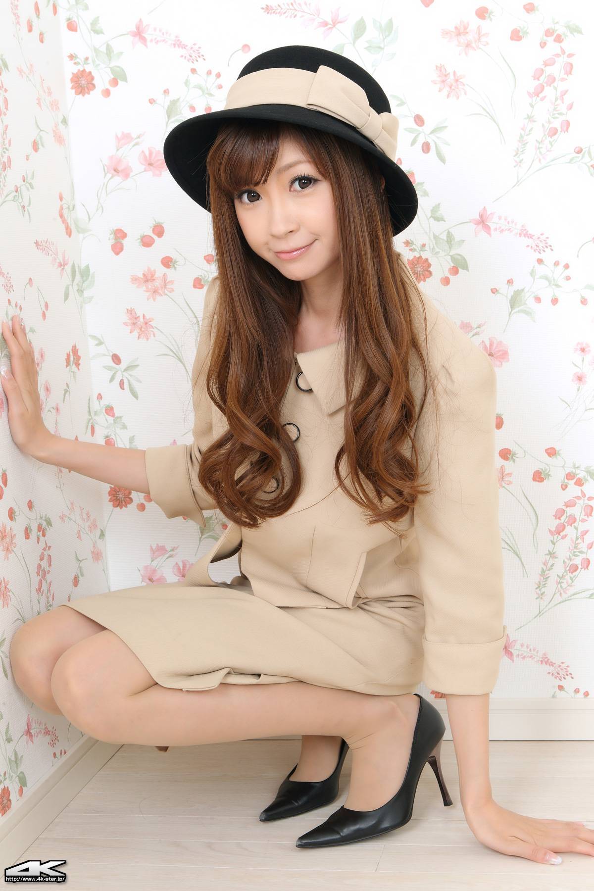 4k-star套图 NO.00020 佐崎愛里「エレベーターガール 日本美女图片