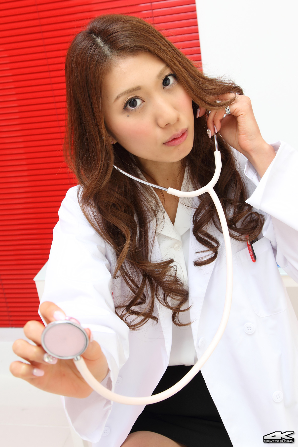 4K-STAR No.00041 Reika Miki 三樹レイカ Woman Doctor