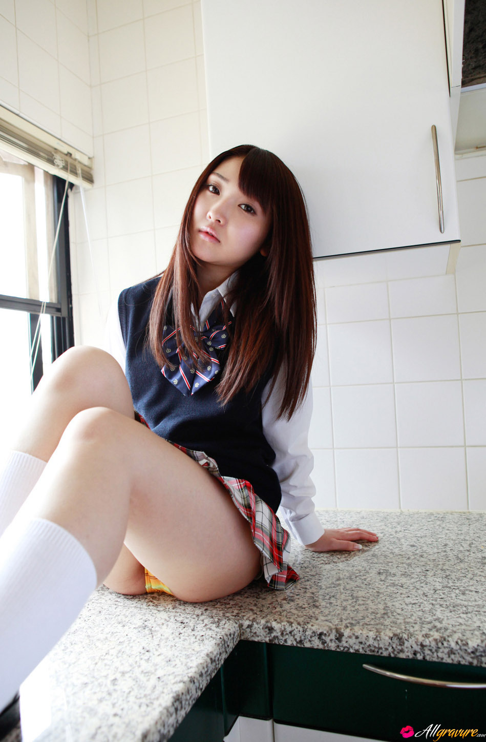 [allgravure][10-07] short-skirt-surprise