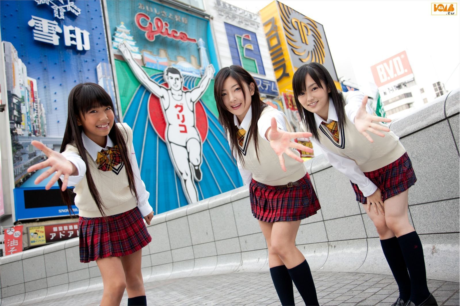 GRavURE Channel 2011年01月號 PART1 [bomb.tv]