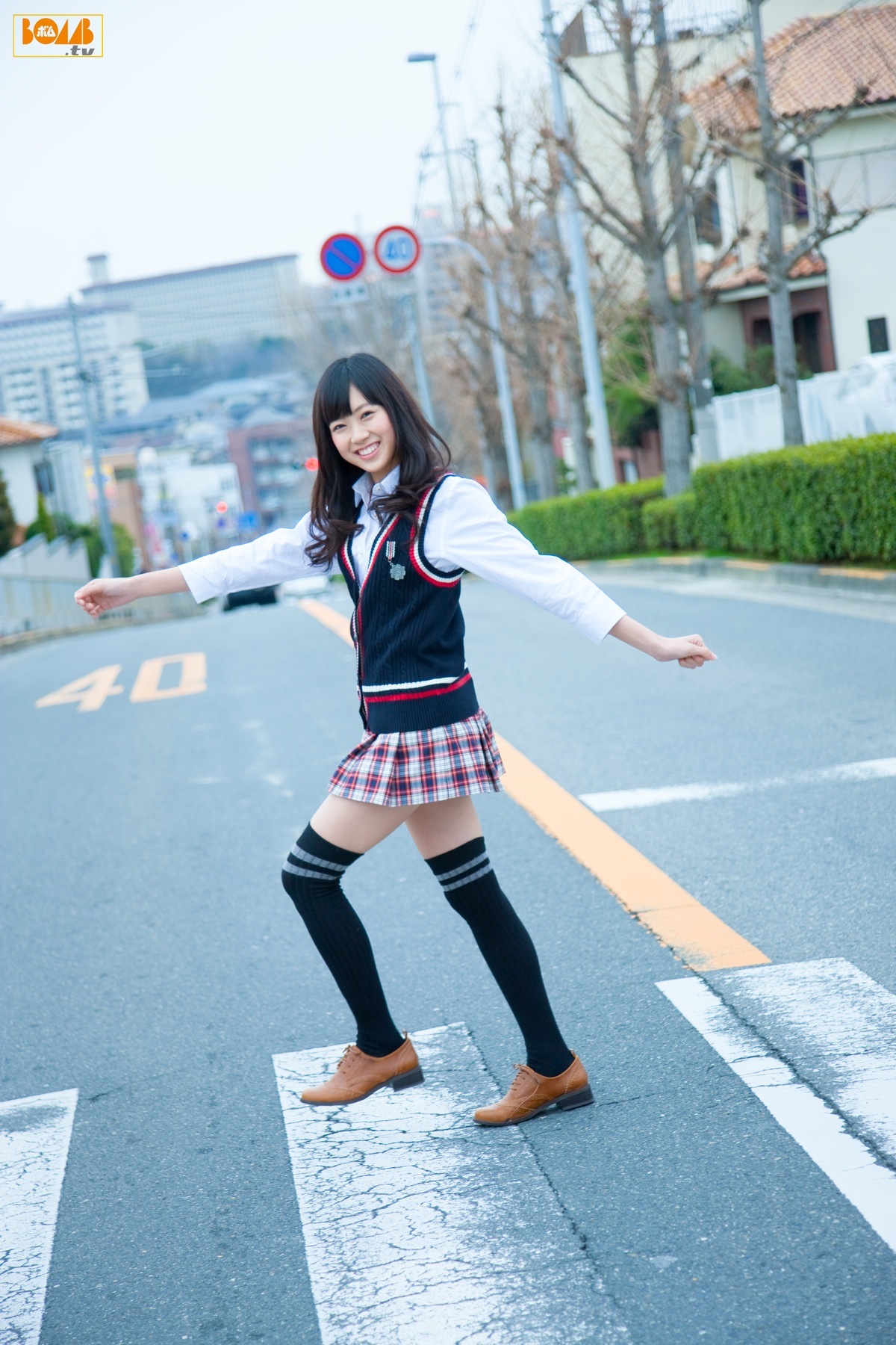 Bomb.tv GRavURE Channel 2011.05 Part.01