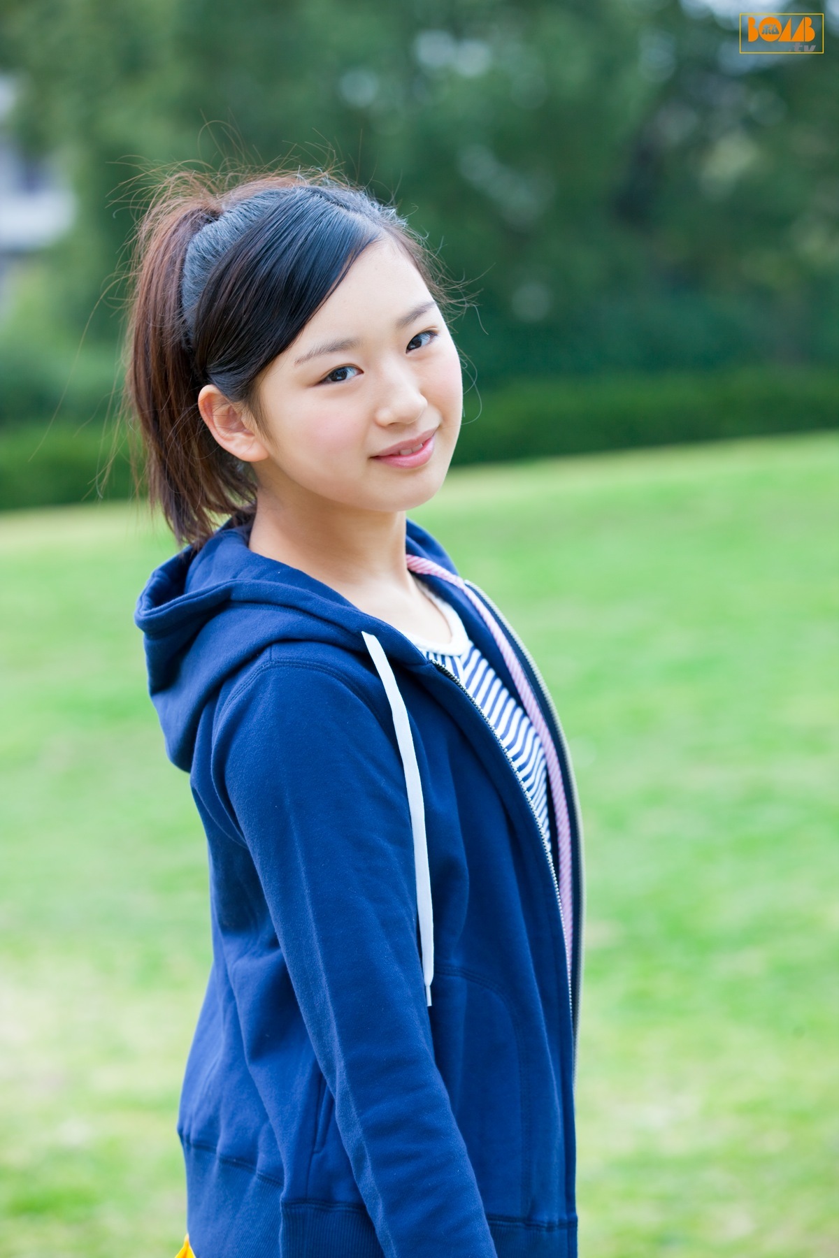 Bomb.tv GRavURE Channel 2011.05 Part.01