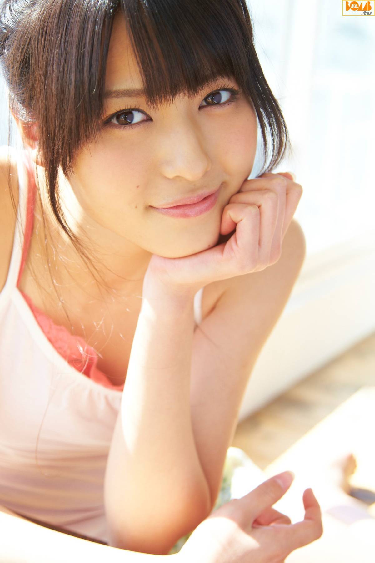 [Bomb.tv] 20120501 GRavURE Channel 201205 日本性感美女