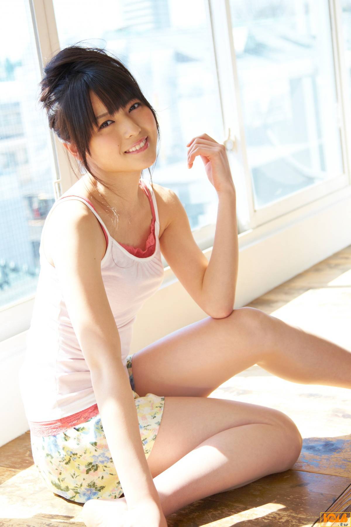 [Bomb.tv] 20120501 GRavURE Channel 201205 日本性感美女