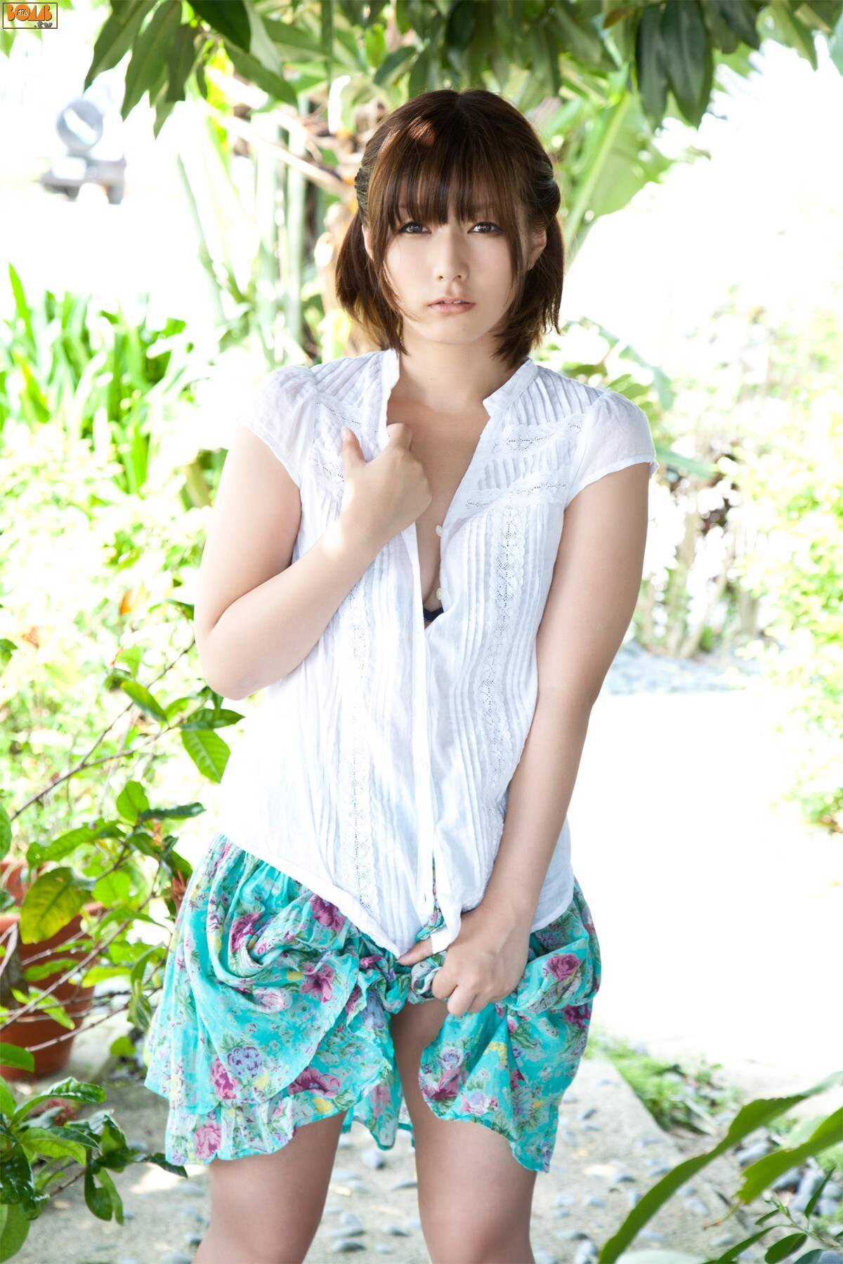 京本有加 篠崎 爱 week2 [BOMB.TV] 2012年4月号