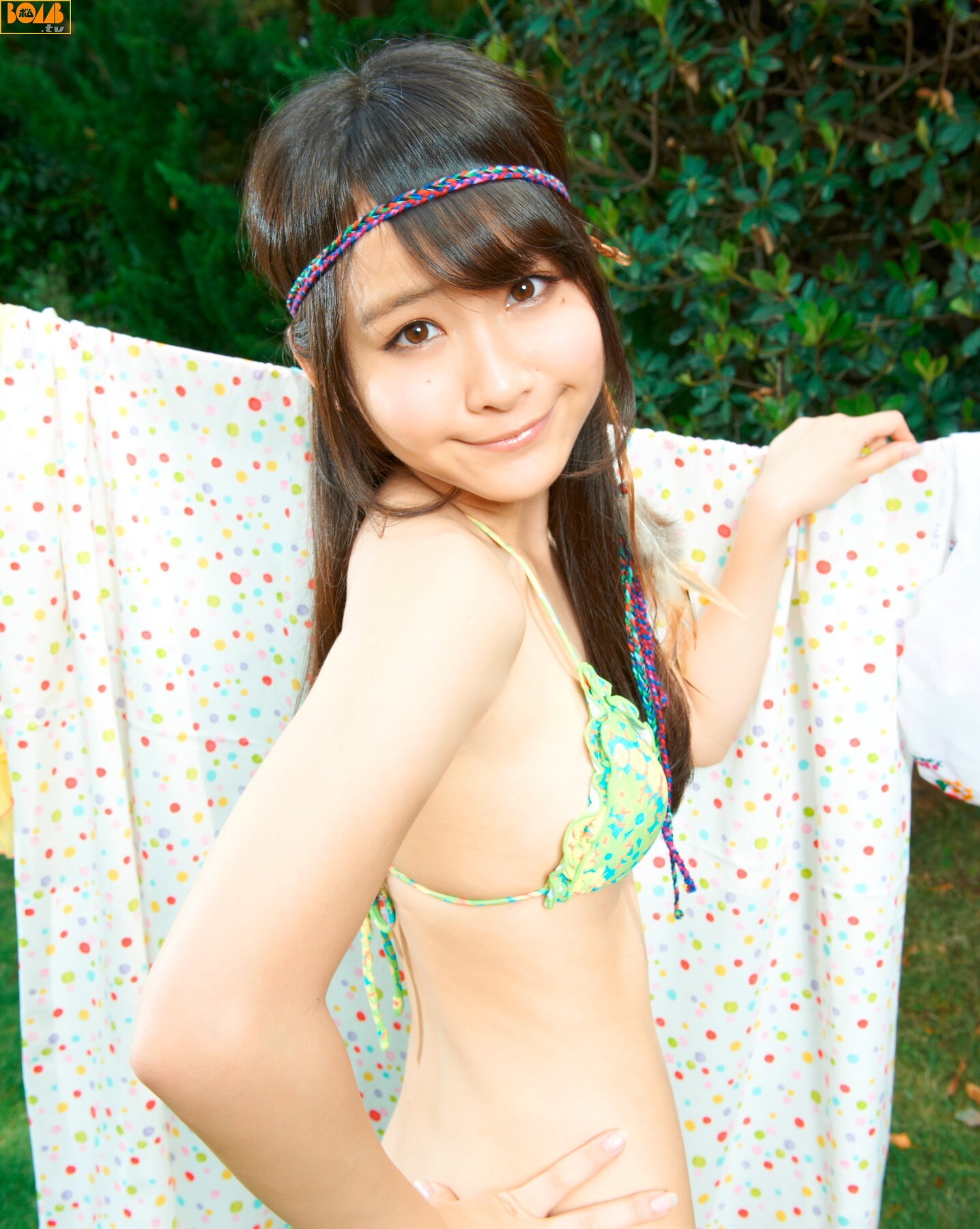 [Bomb.tv] [07.01] GRavURE Channel 2012.07 日本美女图片
