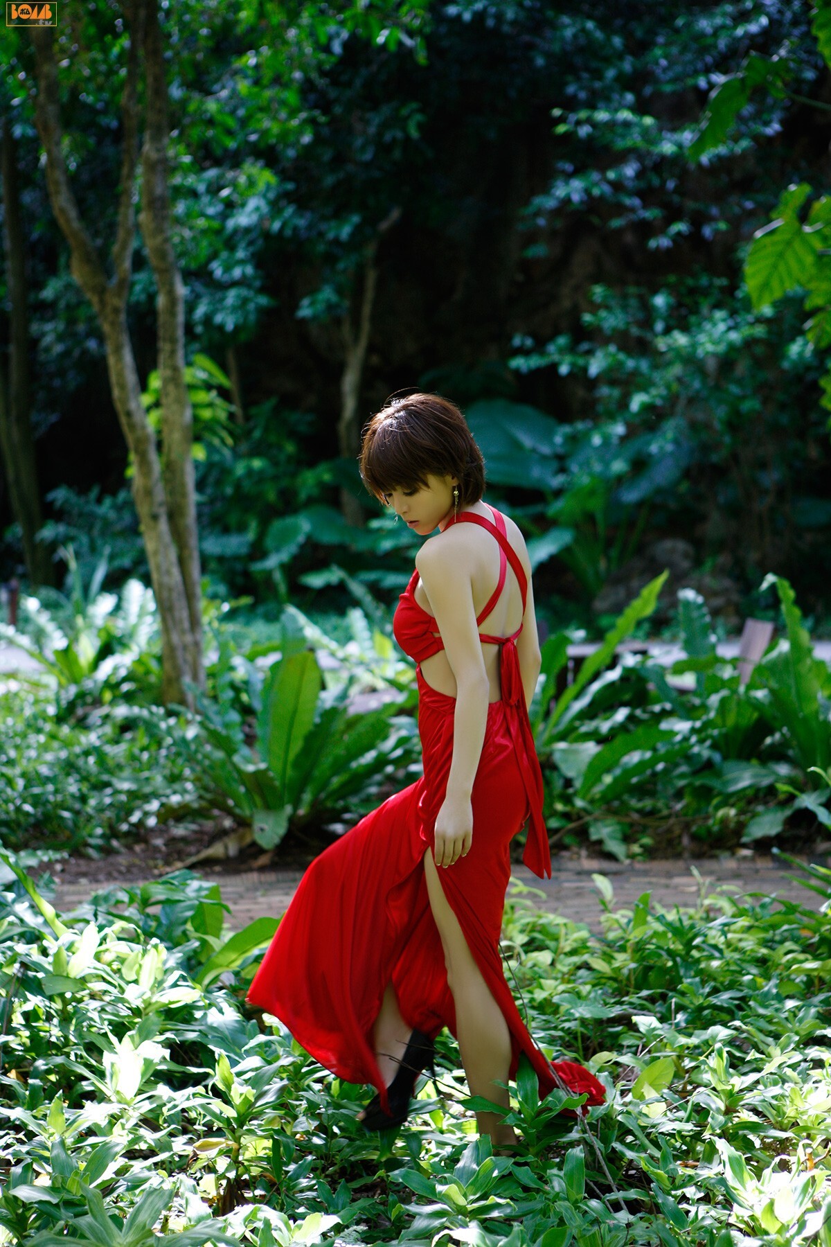 吉川友  釈由美子 [Bomb.tv] GRavURE Channel 2012年10月号