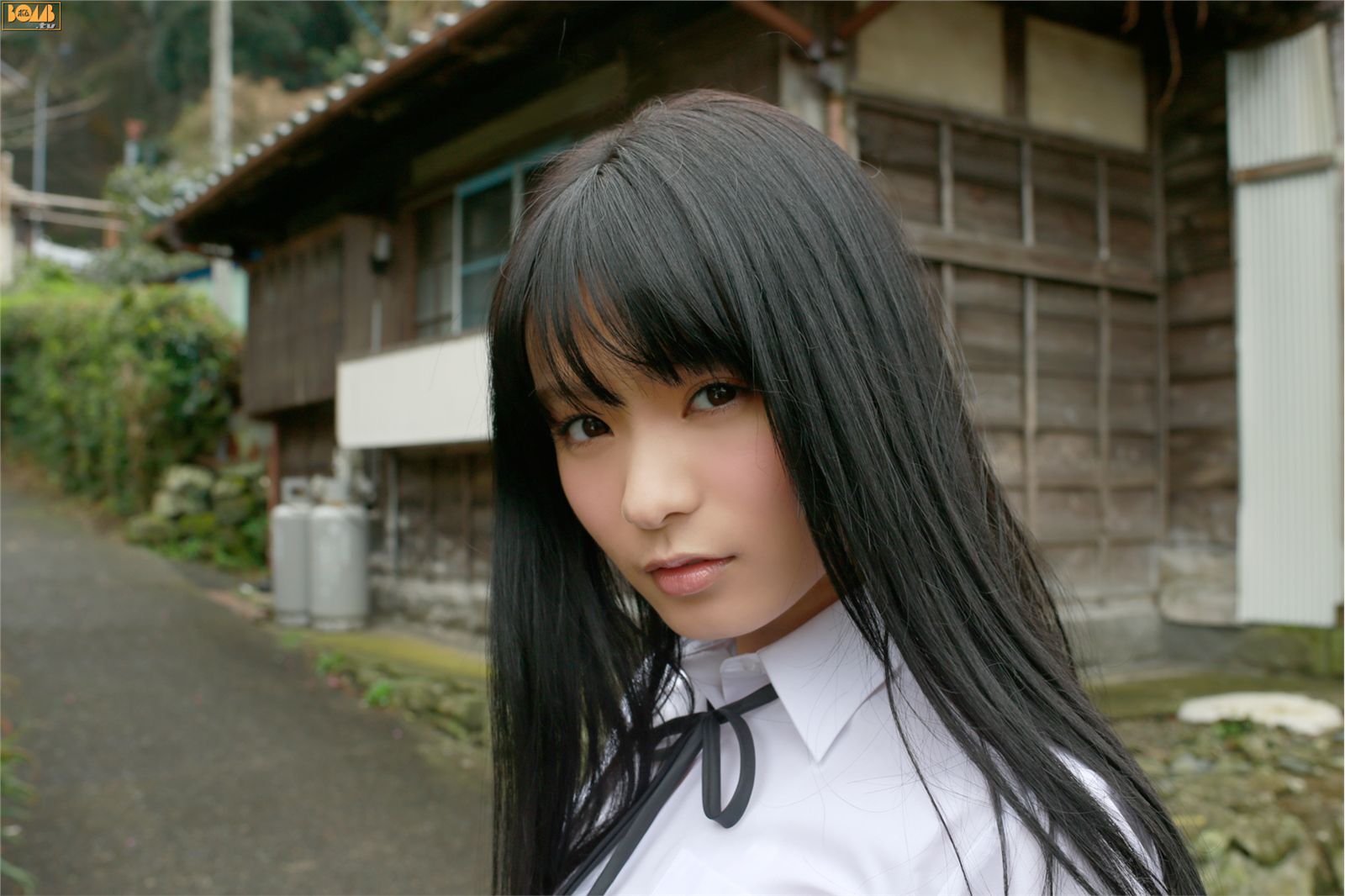 [Bomb.tv] 2013.04.11 西田麻衣 星名美津紀 日本高清美少女