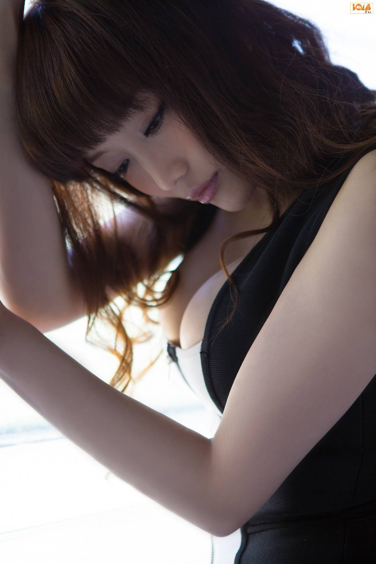 [Bomb.tv] 2013.08.01 2013年8月 佐藤江梨子