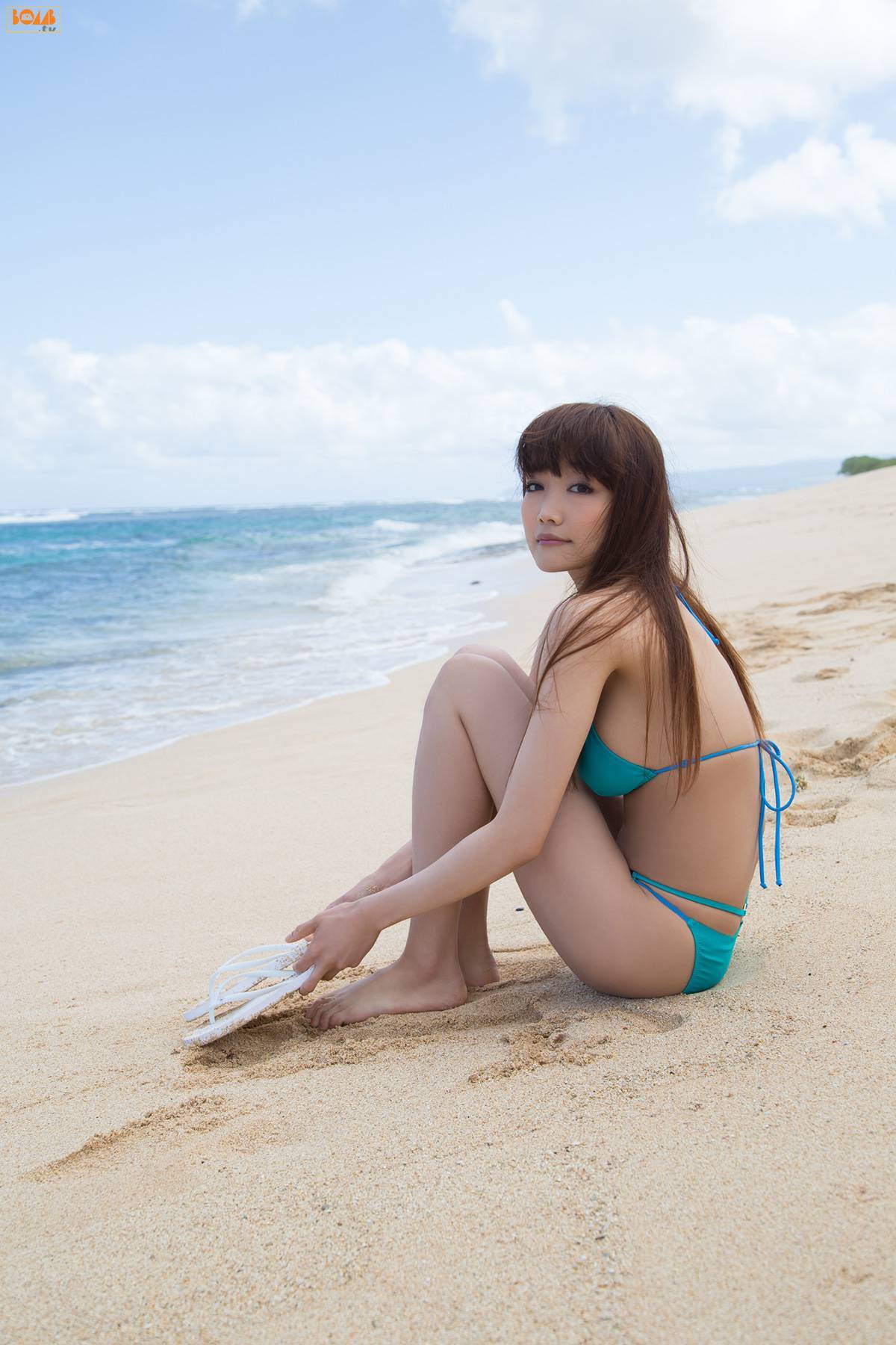 [Bomb.tv] 2013.08.01 2013年8月 佐藤江梨子