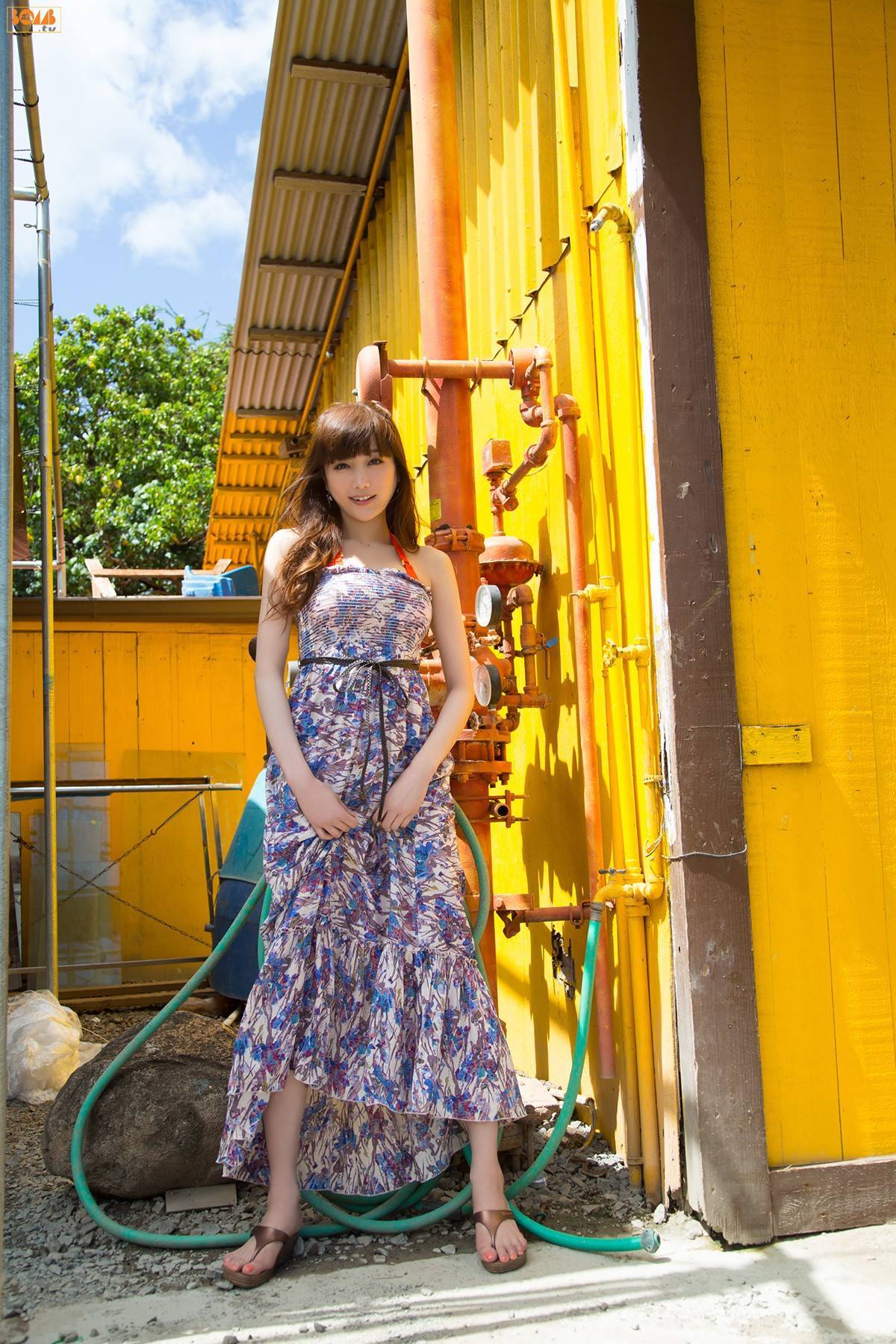 [Bomb.tv] 2013.08.01 2013年8月 佐藤江梨子