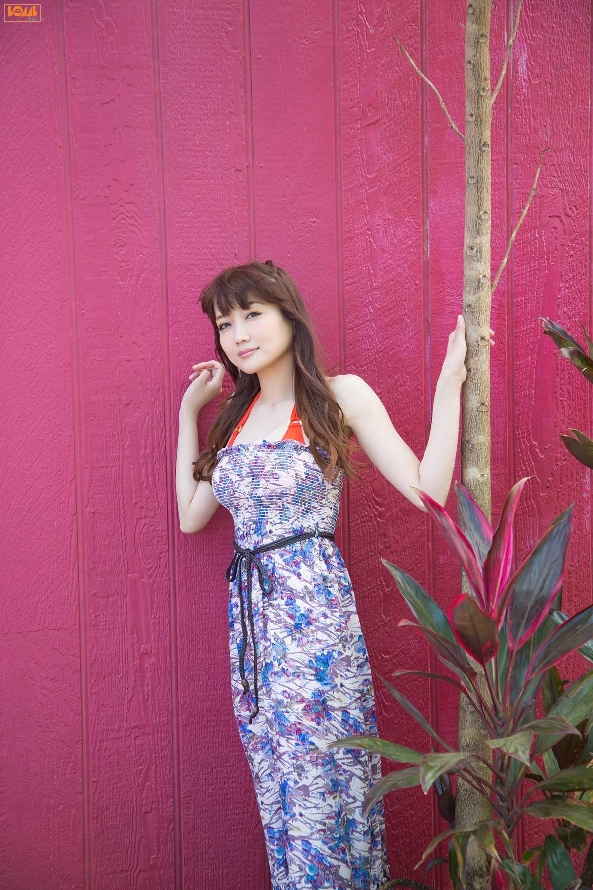 [Bomb.tv] 2013.08.01 2013年8月 佐藤江梨子