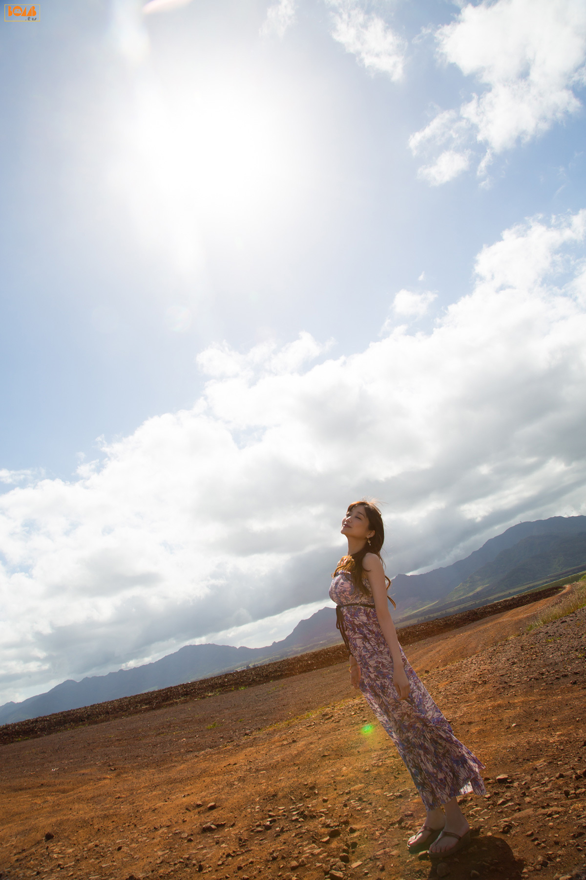 [Bomb.tv] 2013.08.01 2013年8月 佐藤江梨子