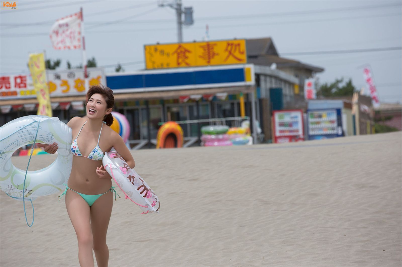 [BOMB.tv]  GRavURE Channel 遠野千夏,西田麻衣