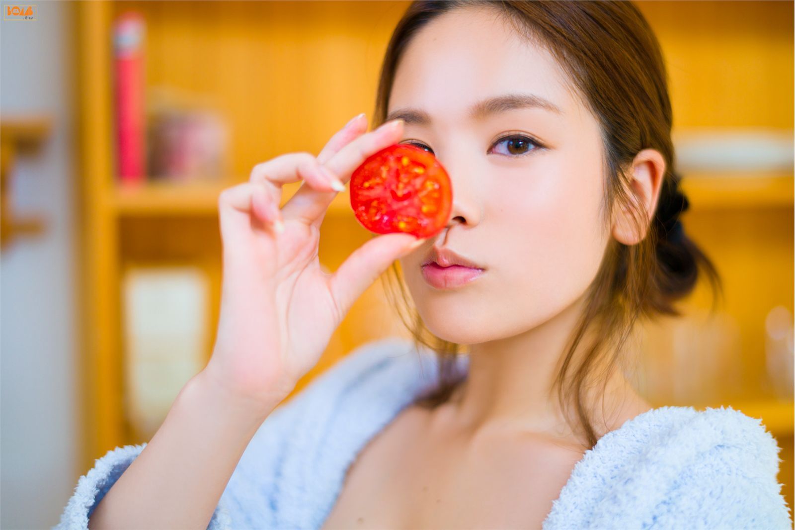 [BOMB.tv] 2014-01-01 GRavURE Channel 2014年01月号 Miwako Kakei 筧美和子