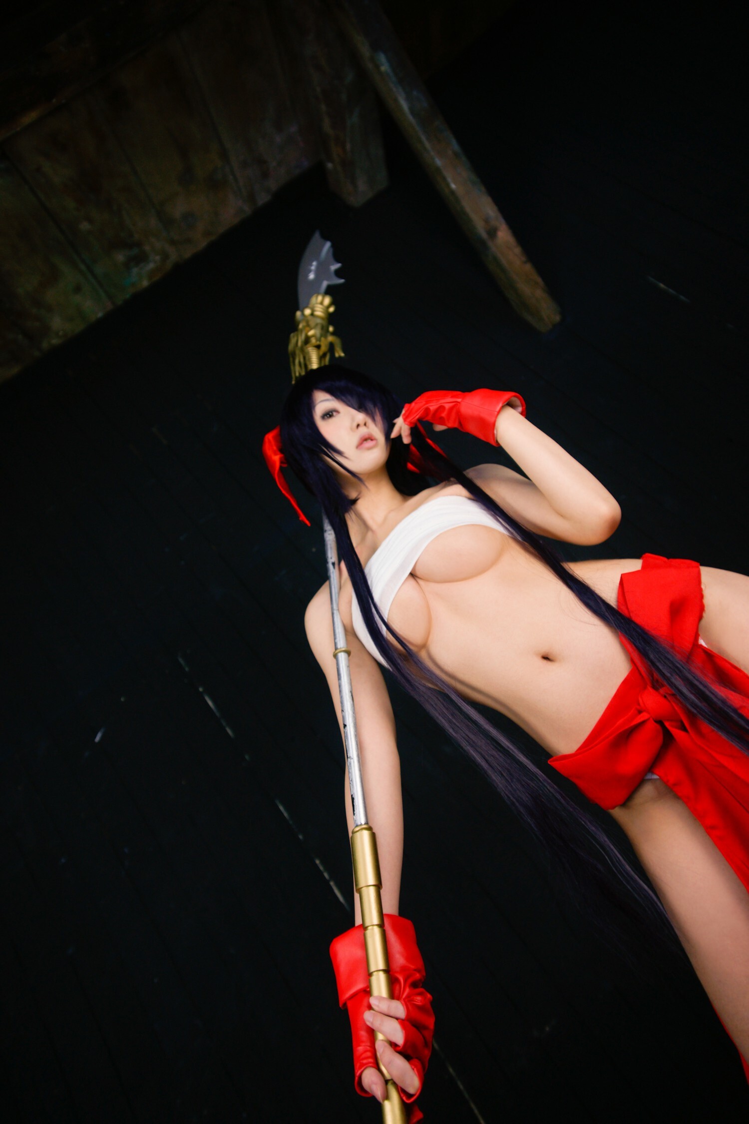 [Cosplay] 2013.12.07 Ultra hot Kanu Unchou in priestess dress