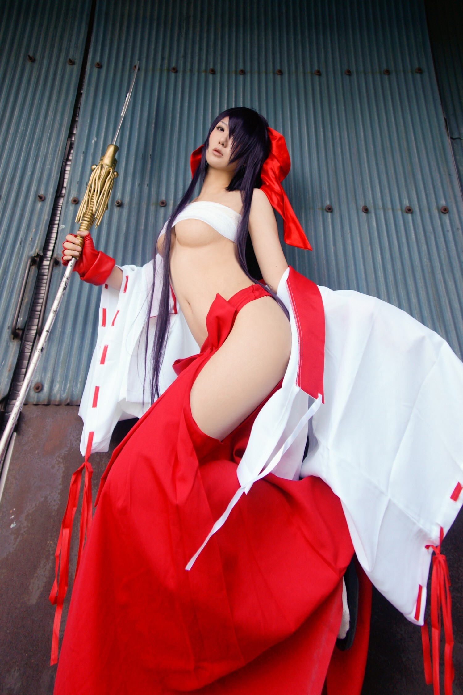 [Cosplay] 2013.12.07 Ultra hot Kanu Unchou in priestess dress