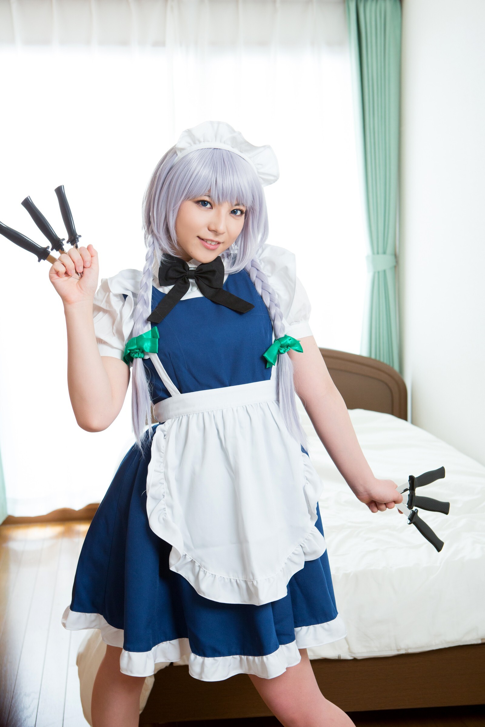 [Cosplay] 2013.04.13 Touhou Project - Izayoi Sakuya great body and shaved pussy