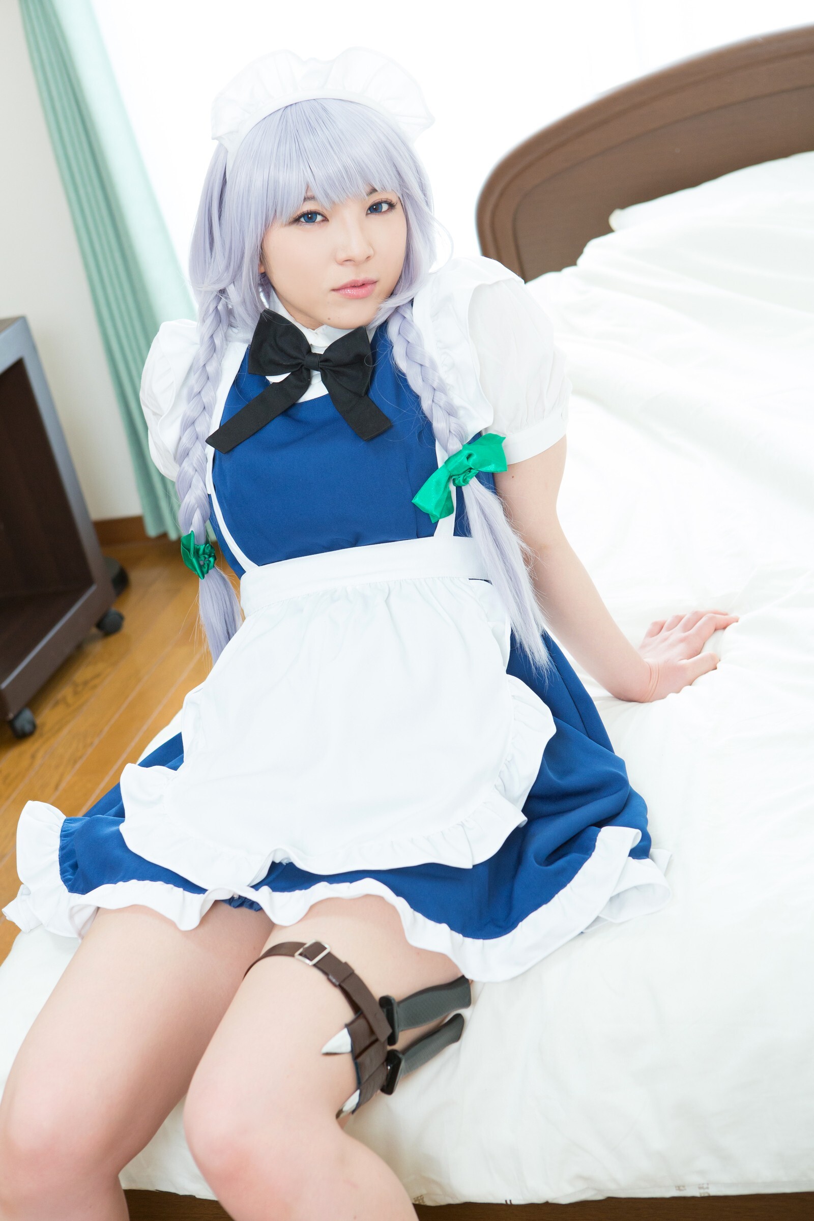[Cosplay] 2013.04.13 Touhou Project - Izayoi Sakuya great body and shaved pussy