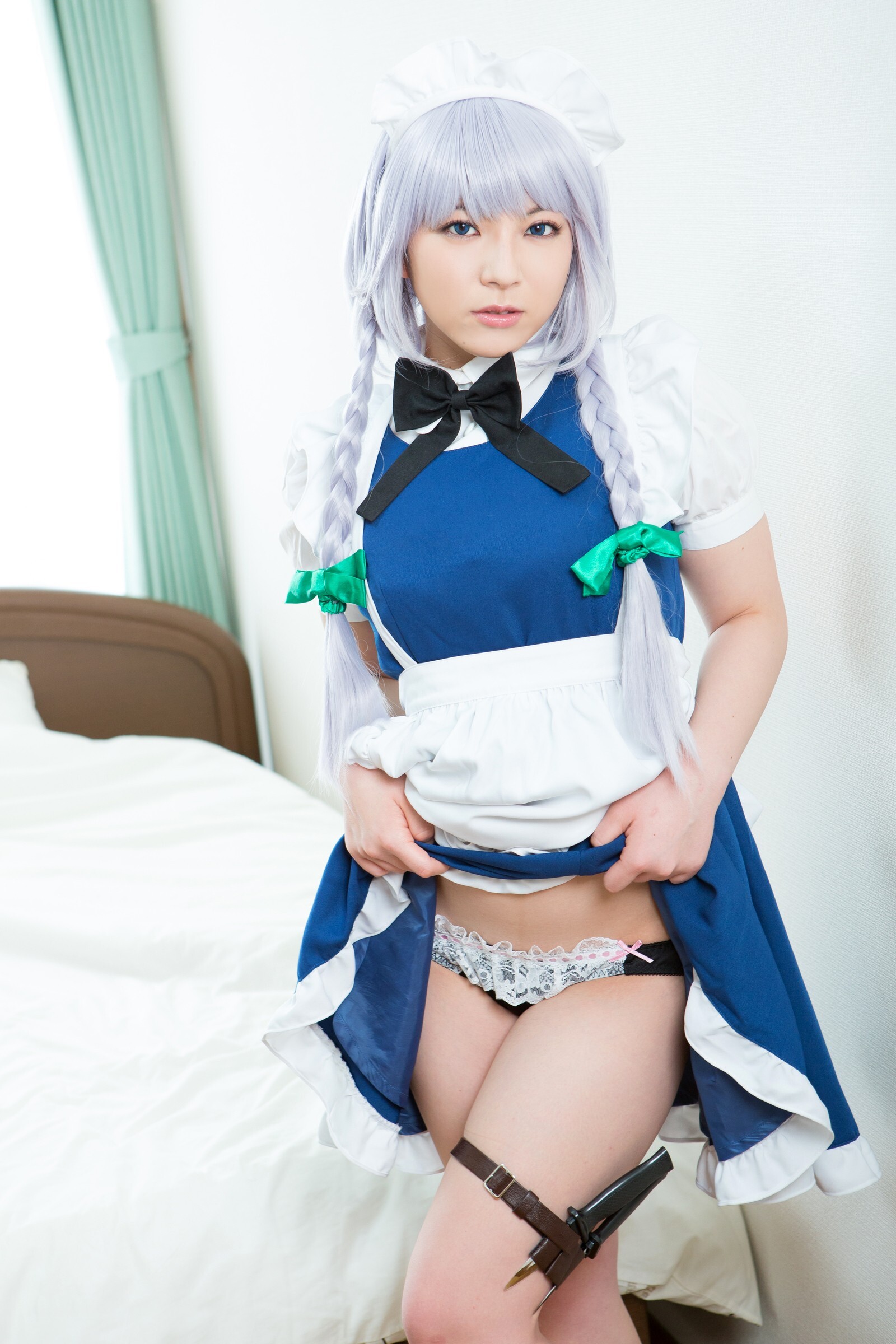 [Cosplay] 2013.04.13 Touhou Project - Izayoi Sakuya great body and shaved pussy