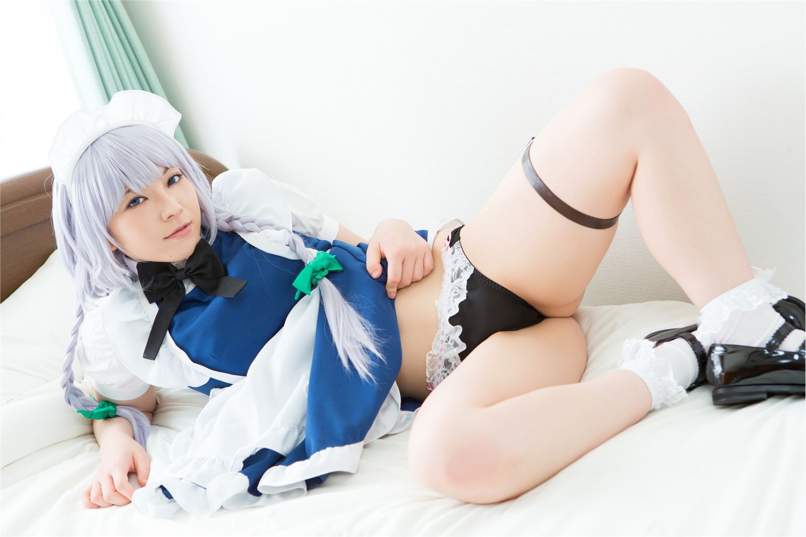 [Cosplay] 2013.04.13 Touhou Project - Izayoi Sakuya great body and shaved pussy