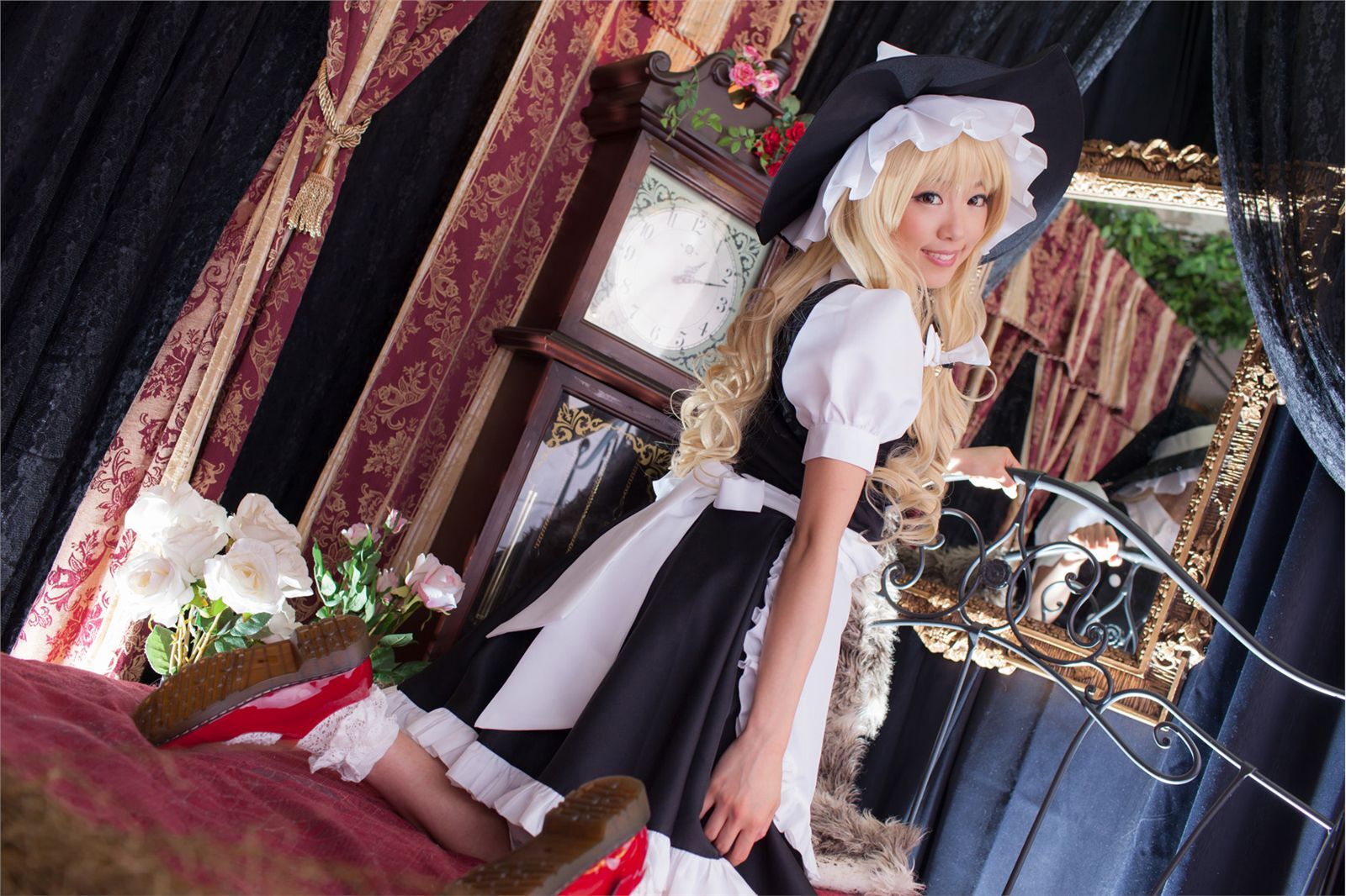 [Cosplay]  Beautiful Marisa Kirisame from Touhou Project