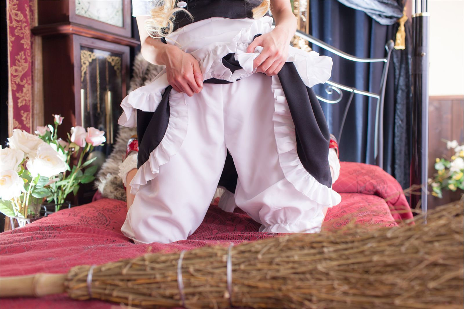 [Cosplay]  Beautiful Marisa Kirisame from Touhou Project