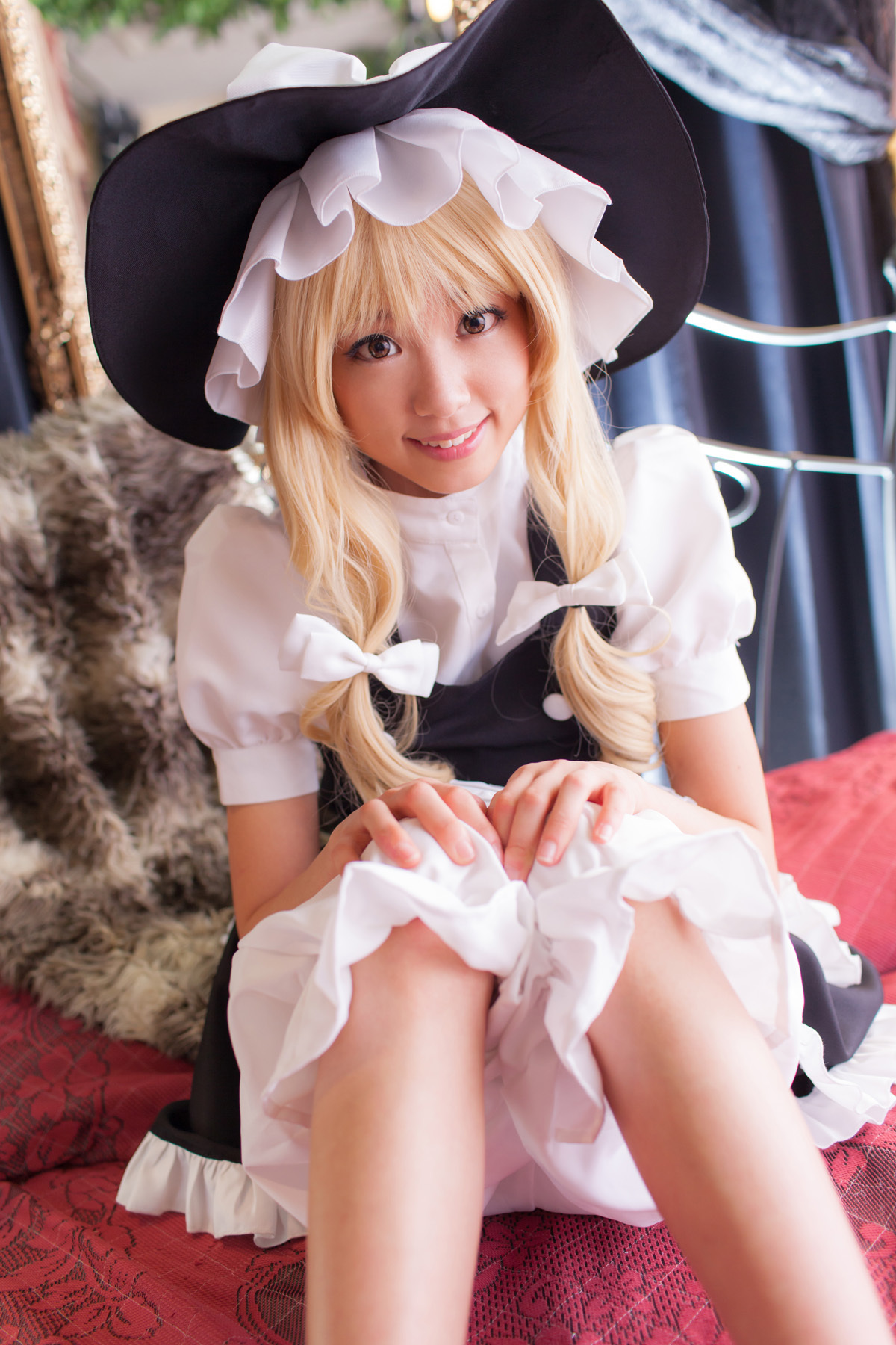 [Cosplay]  Beautiful Marisa Kirisame from Touhou Project