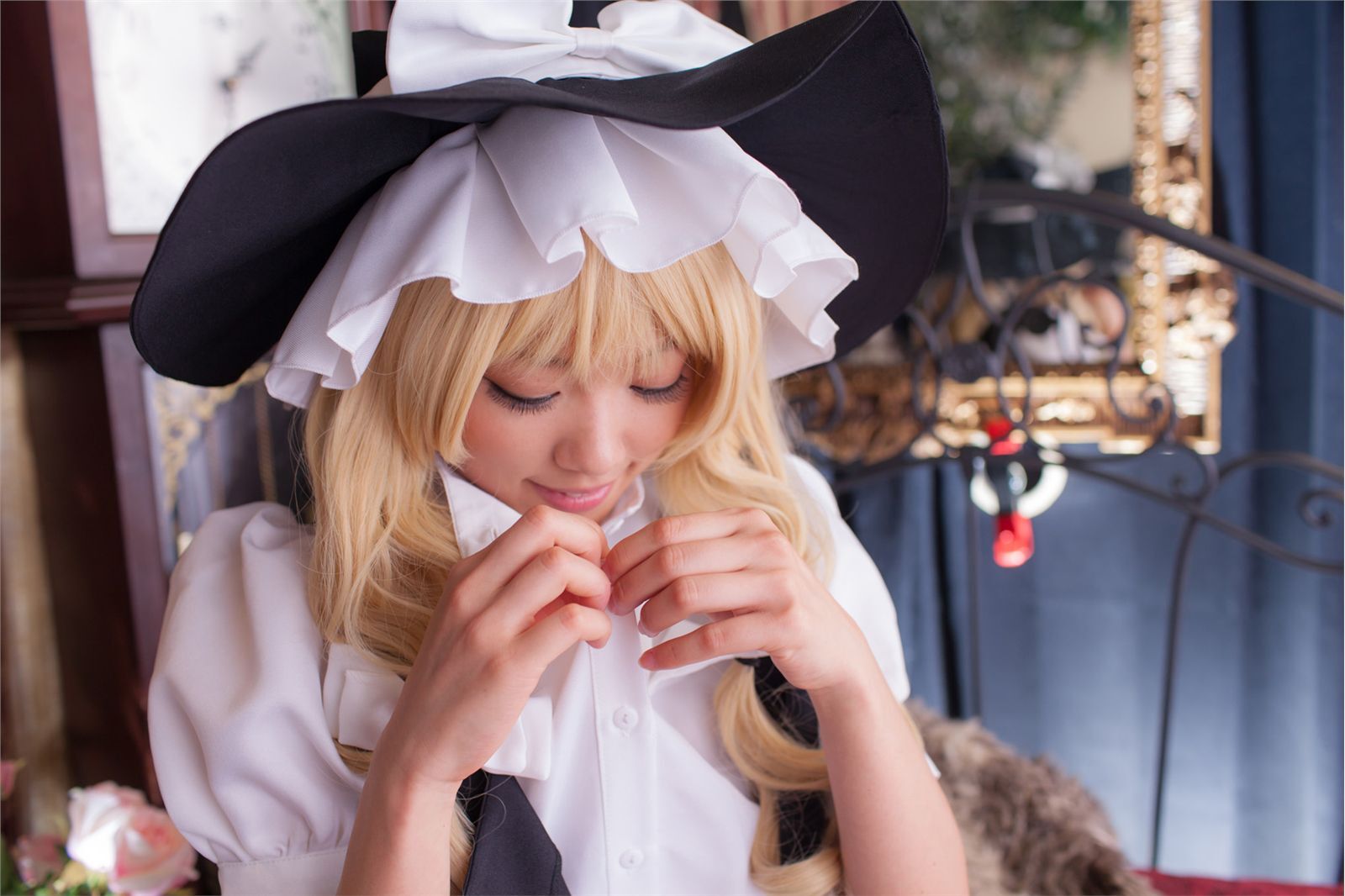 [Cosplay]  Beautiful Marisa Kirisame from Touhou Project